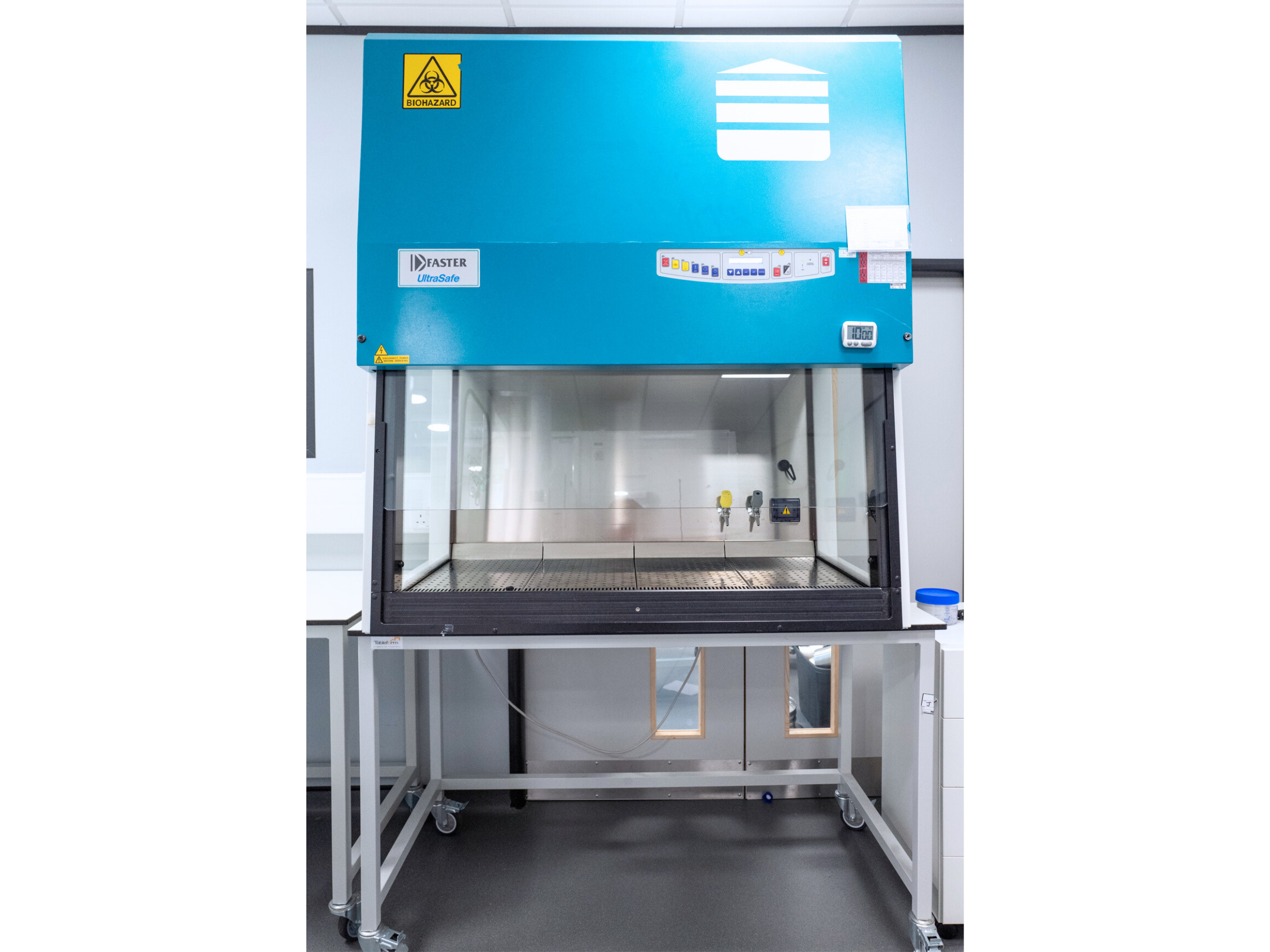 Faster Ultrasafe Laminar Flow Hood CAT II