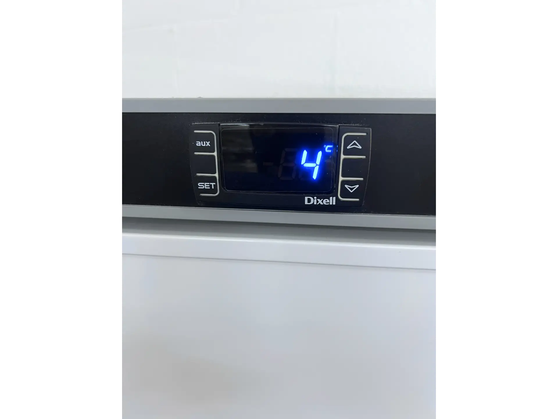 6 Tefcold UR400B Upright Refrigerator