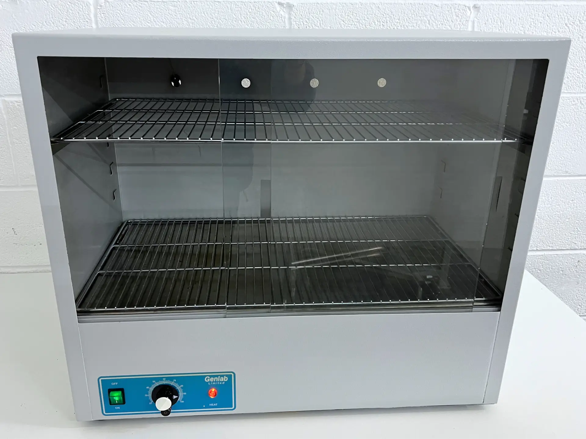 Genlab DC 125 Drying Cabinet