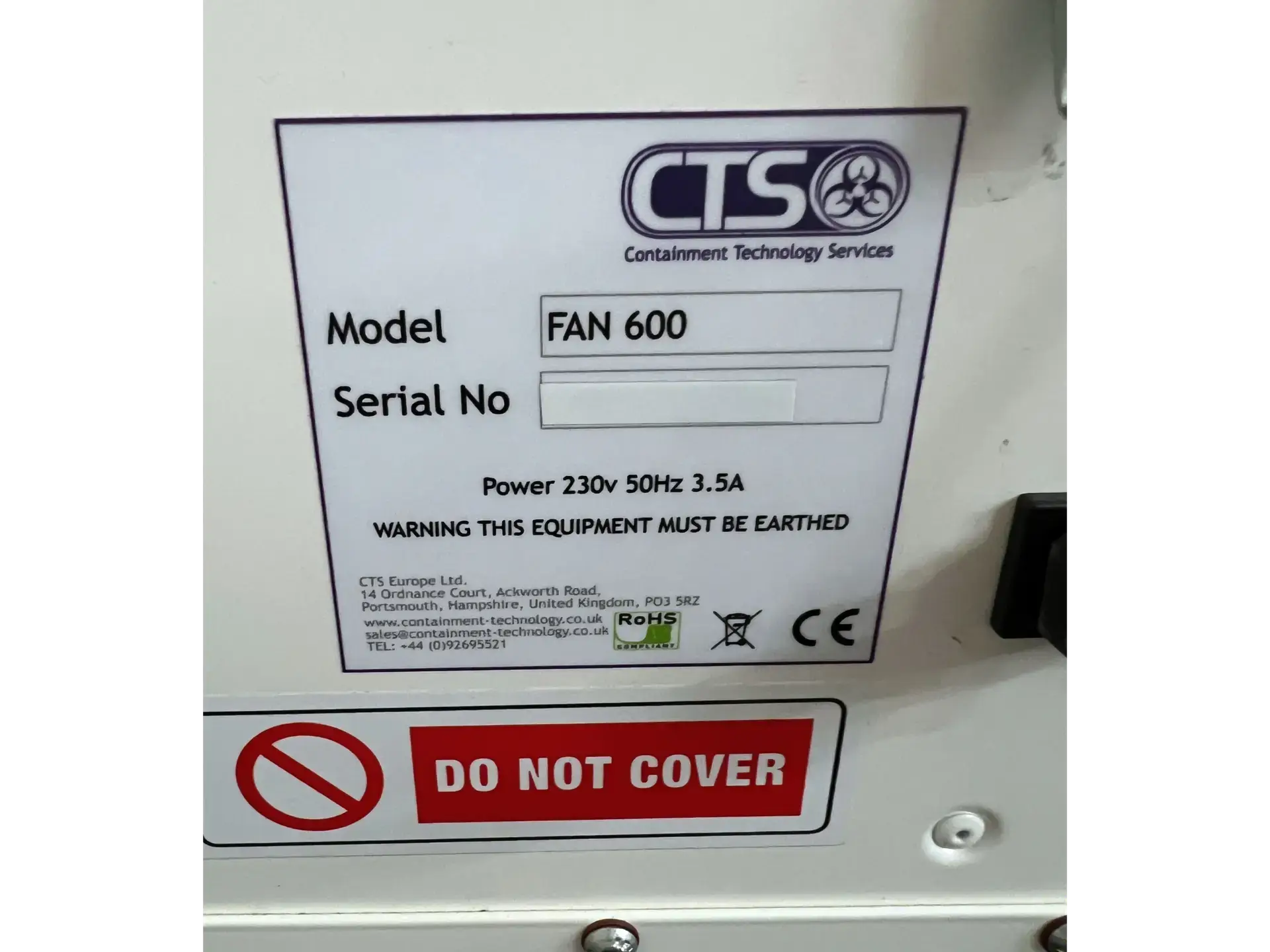 Safetech ST-Alarm-V2R Safety Weighing Cabinet With CTS 600 Fan Safetech ST-Alarm-V2R Safety Weighing Cabinet With CTS 600 Fan