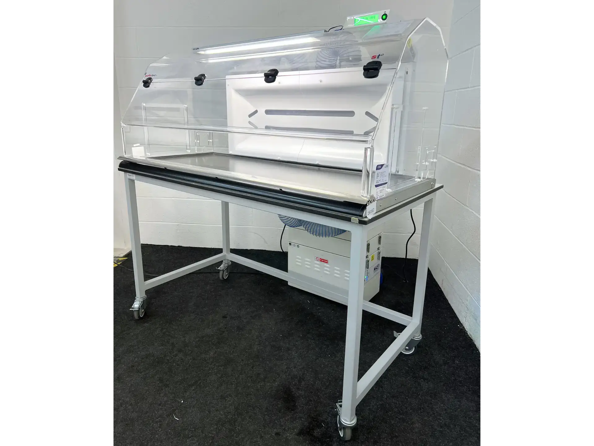 Safetech ST-Alarm-V2R Safety Weighing Cabinet With CTS 600 Fan Safetech ST-Alarm-V2R Safety Weighing Cabinet With CTS 600 Fan