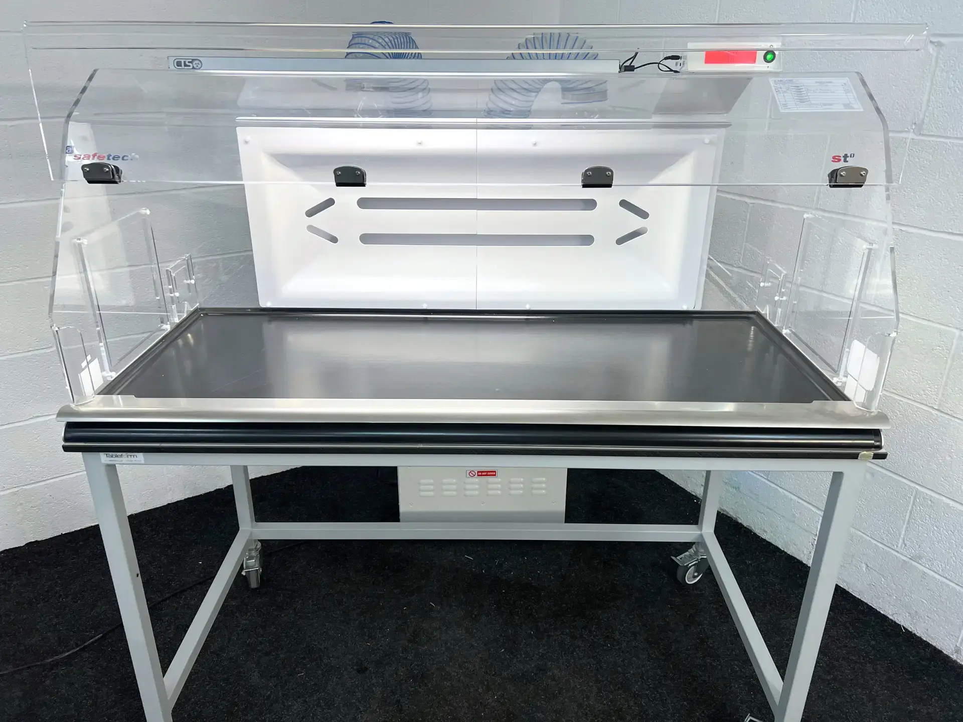 Safetech ST-Alarm-V2R Safety Weighing Cabinet With CTS 600 Fan Safetech ST-Alarm-V2R Safety Weighing Cabinet With CTS 600 Fan