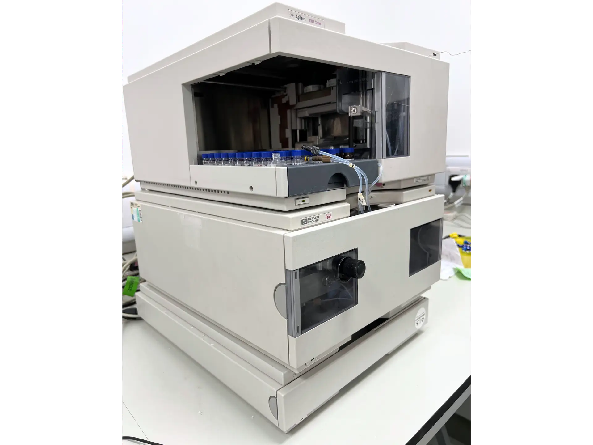 HP/Agilent 1100 Series HPLC System HP/Agilent 1100 Series HPLC System