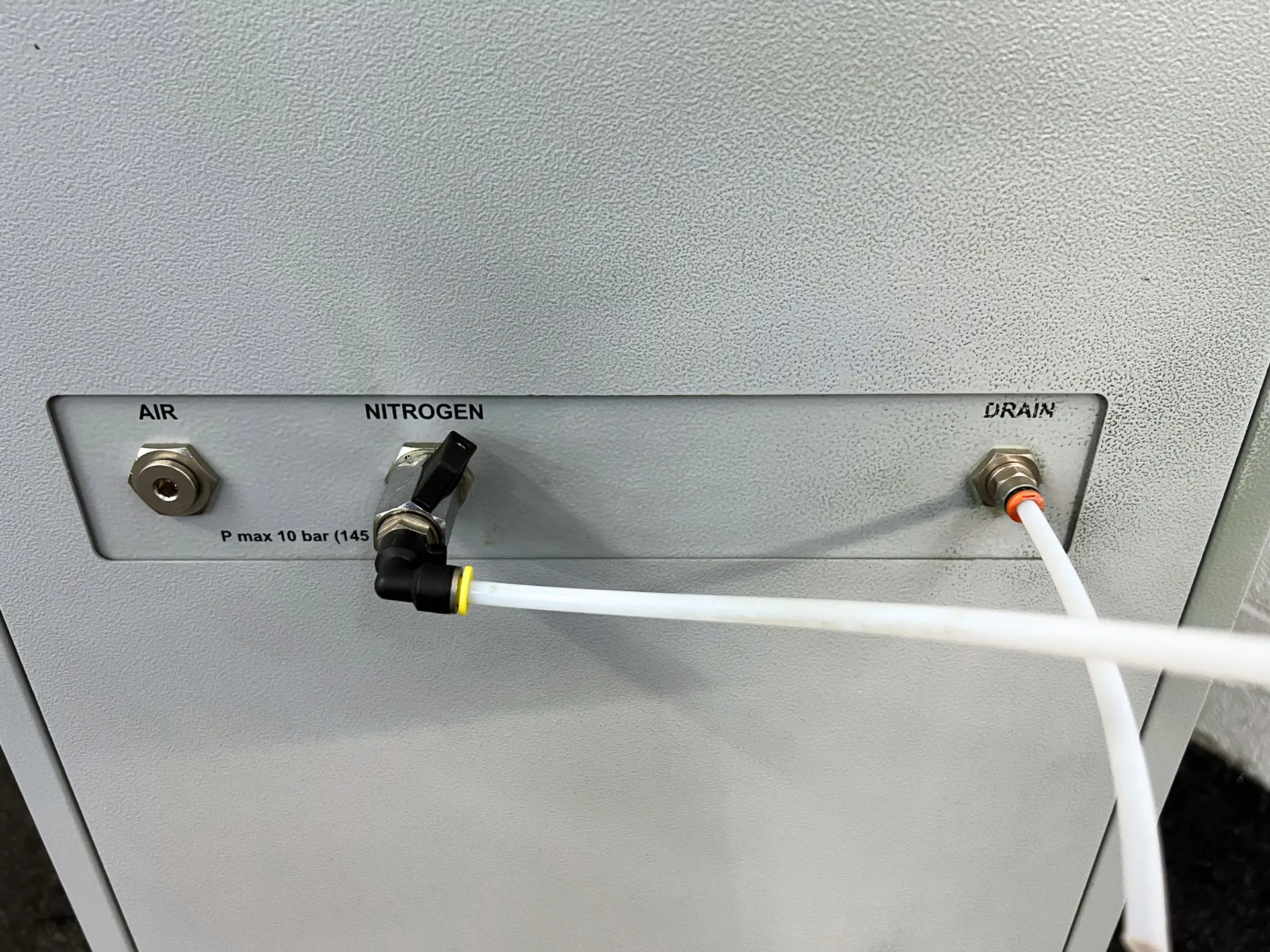 Claind Brezza Nigen LCMS 40.1 Nitrogen Generator - Richmond Scientific