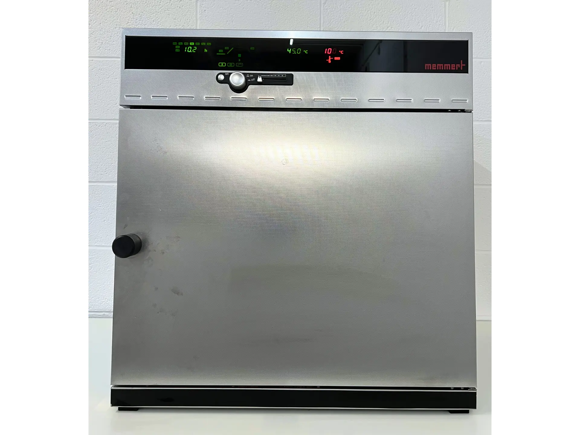 Memmert UNE 500 Lab Oven