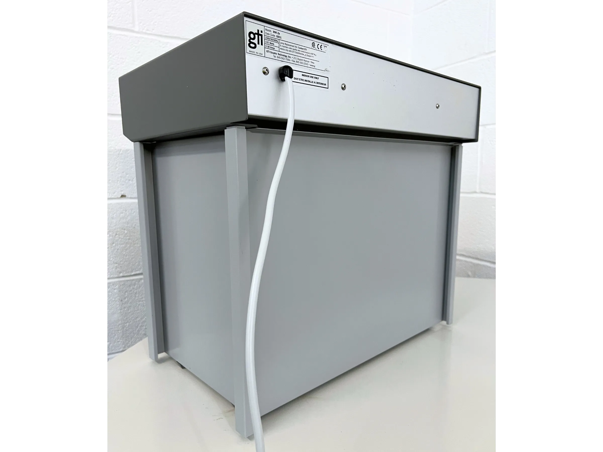 GTI MiniMatcher MM 2e Light Booth GTI MiniMatcher MM 2e Light Booth