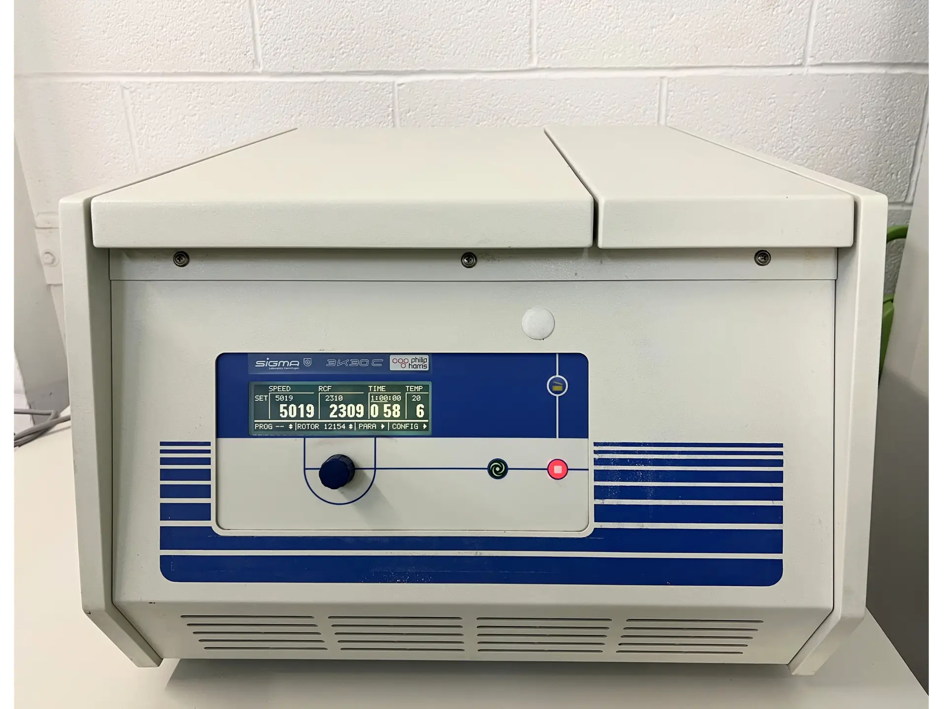 Sigma 3K30C Refrigerated Centrifuge