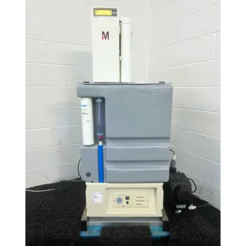 Millipore Elix Essential 10 UV Water Purification System