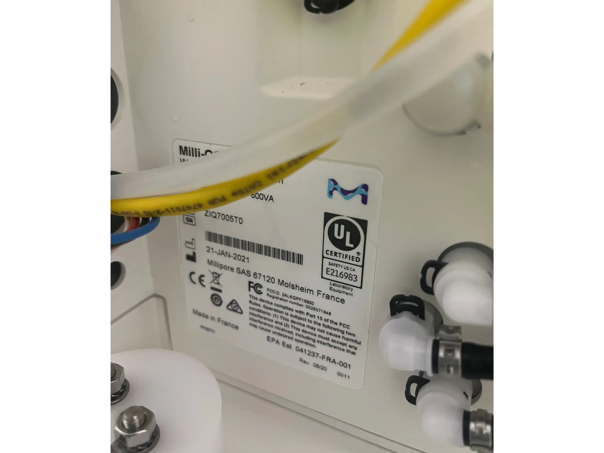 Milli-Q IQ 7005 Water Purification System Milli-Q IQ 7005 Water Purification System