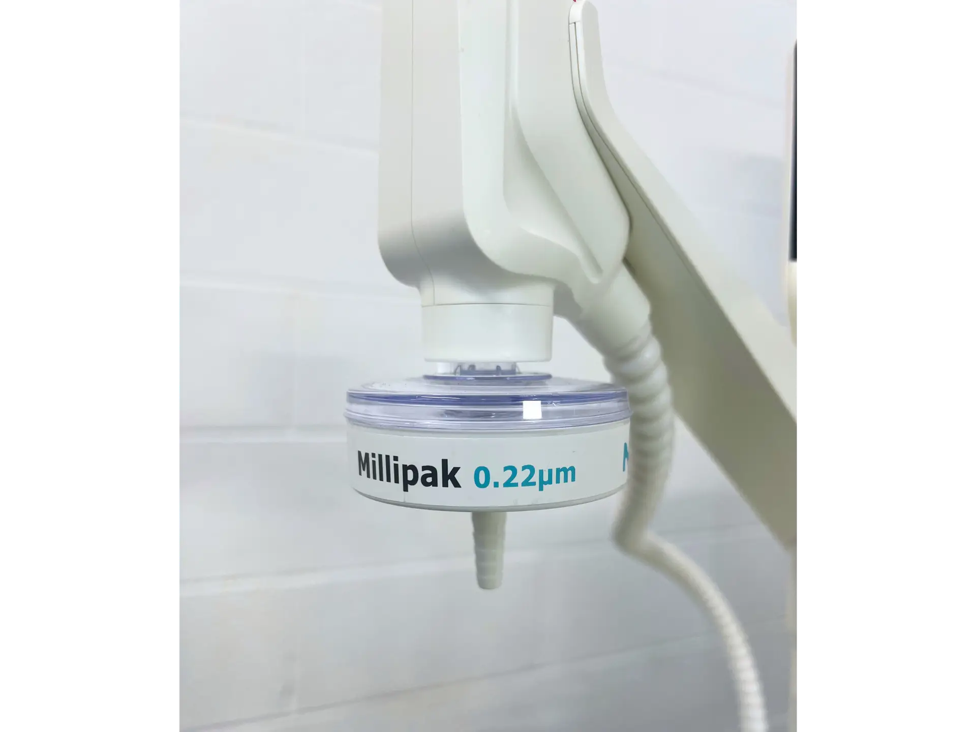 Milli-Q IQ 7005 Water Purification System Milli-Q IQ 7005 Water Purification System