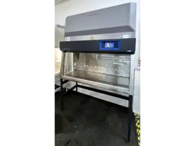 Thermo Scientific Herasafe 2030i 1.5 Safety Cabinet