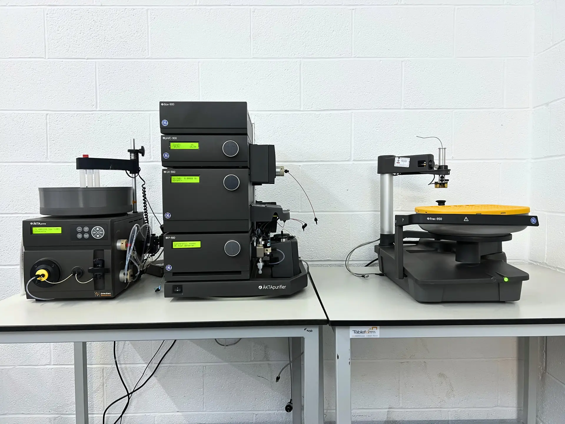 Amersham AKTA Purifier 10 w/ AKTA Prime & FRAC 950