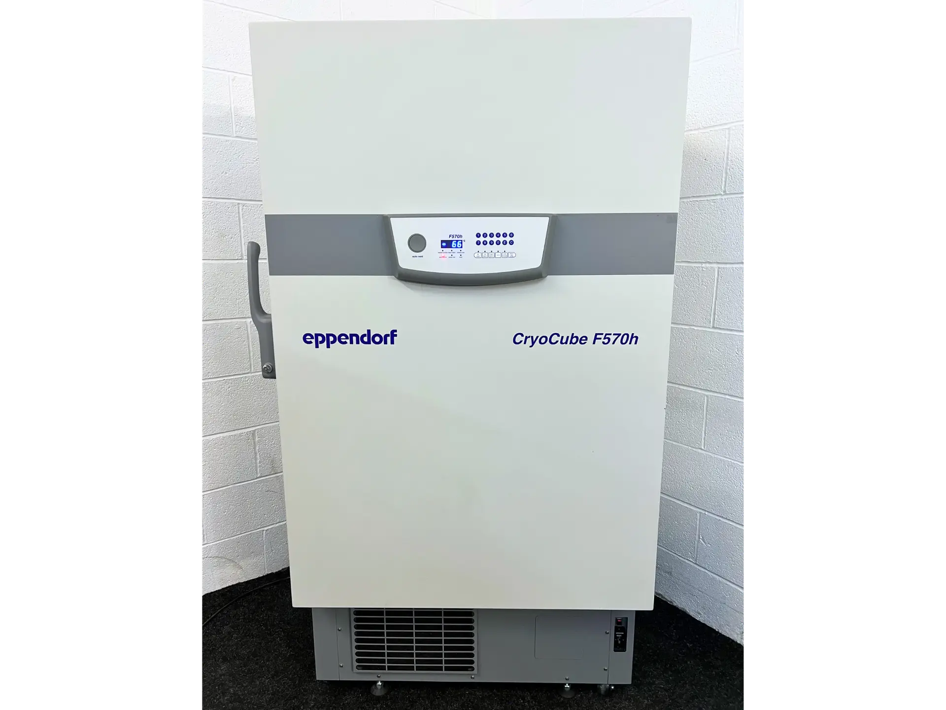 Eppendorf Cryo Cube F570h ULT Freezer