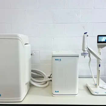 Milli-Q IQ 7005 Water Purification System