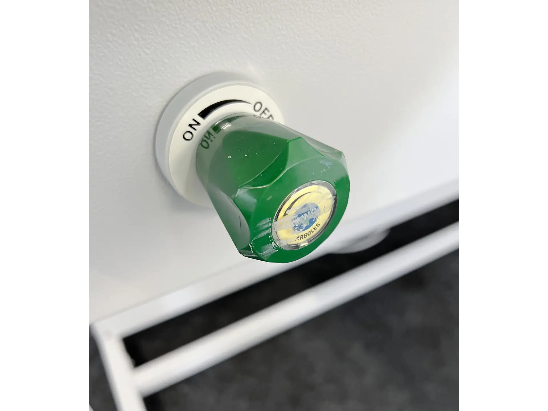 9 SafeLab Airone-R Filtration Fume Cupboard