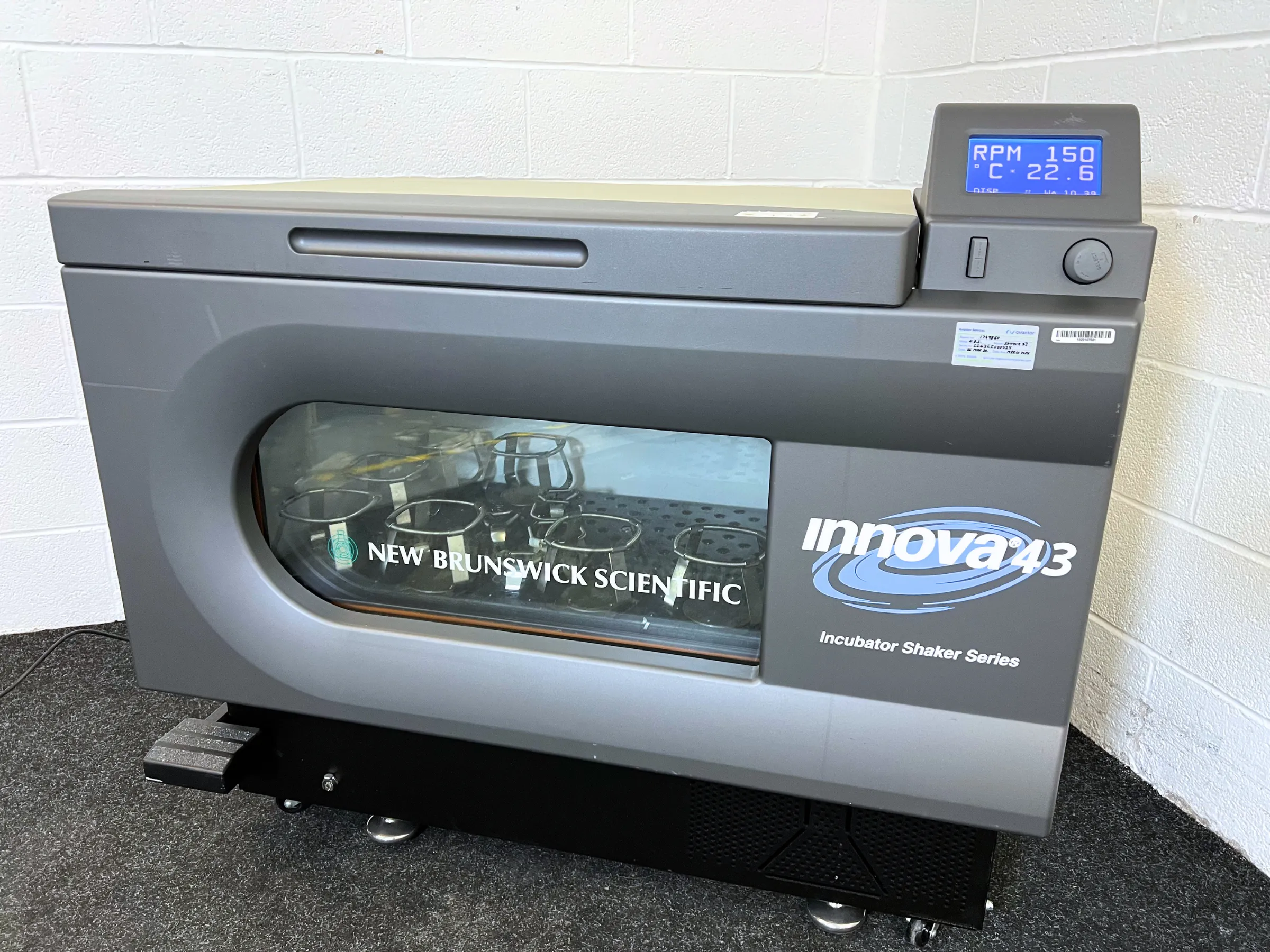 1 New Brunswick Innova 43 Incubator Shaker