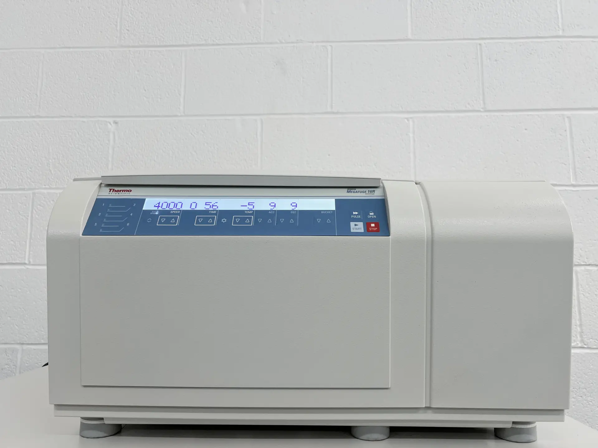 Thermo Scientific Heraeus Megafuge 16R