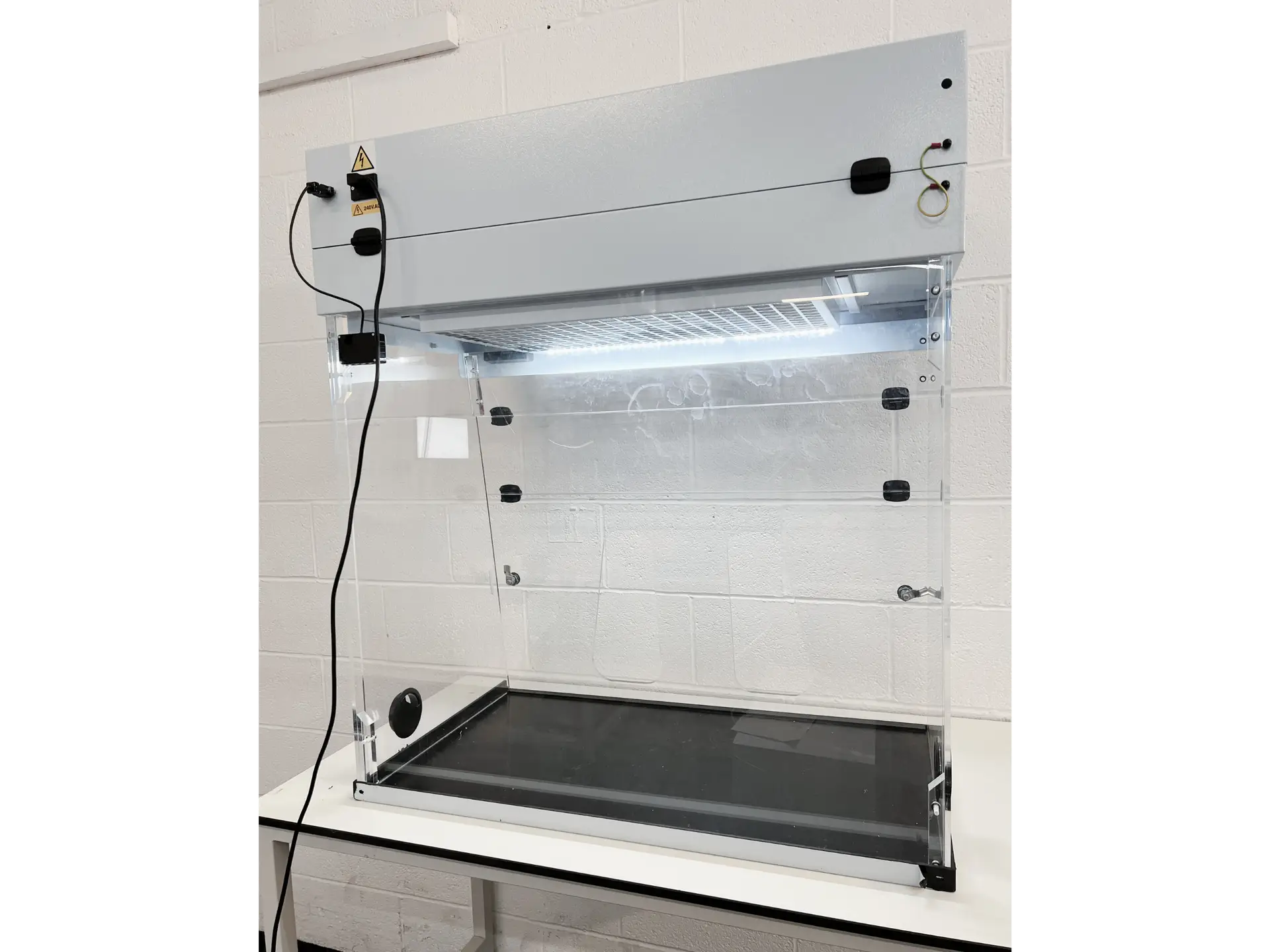 3 Bigneat Chemcap Clearview Ductless Fume Cabinet