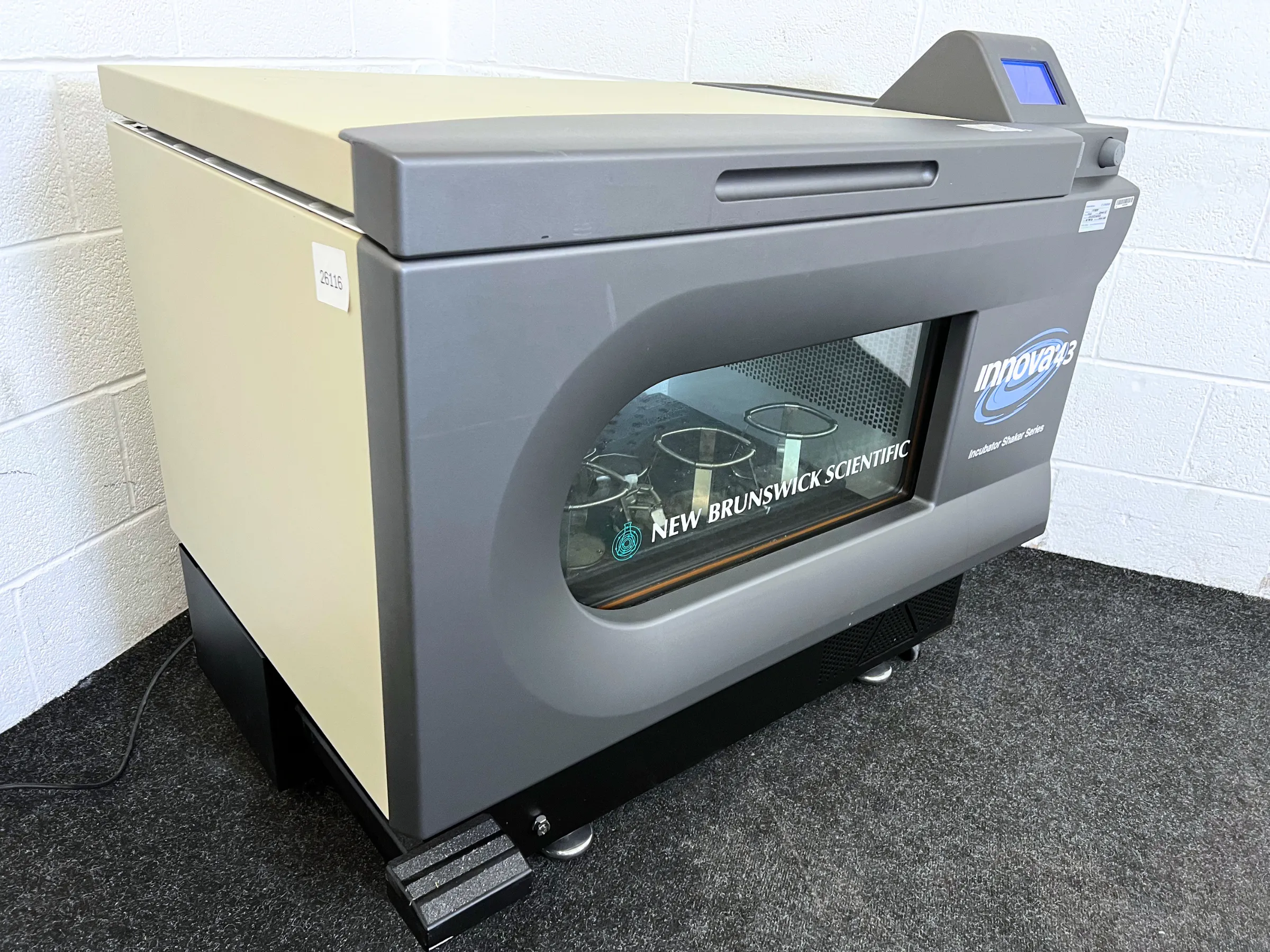 4 New Brunswick Innova 43 Incubator Shaker