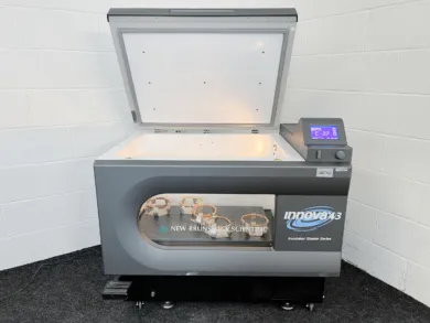 New Brunswick Innova 43 Incubator Shaker
