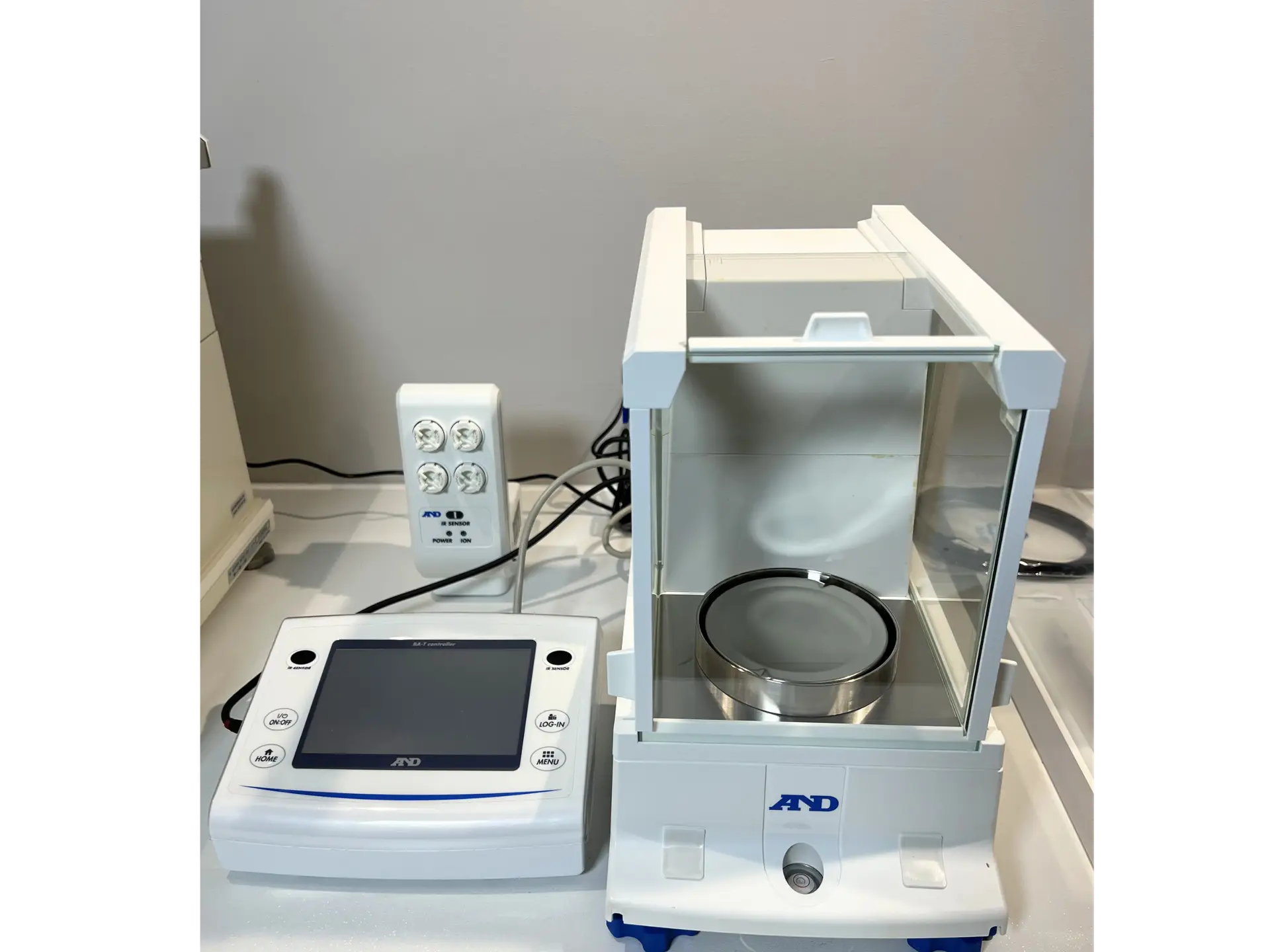 A&D Semi Micro Balance BA-225TE