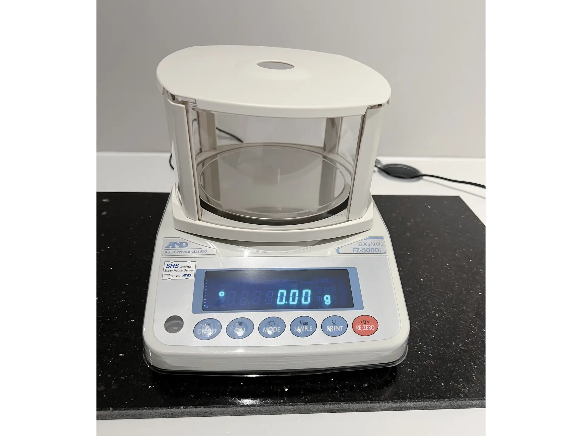 A&D FZ-5000i Precision Balance