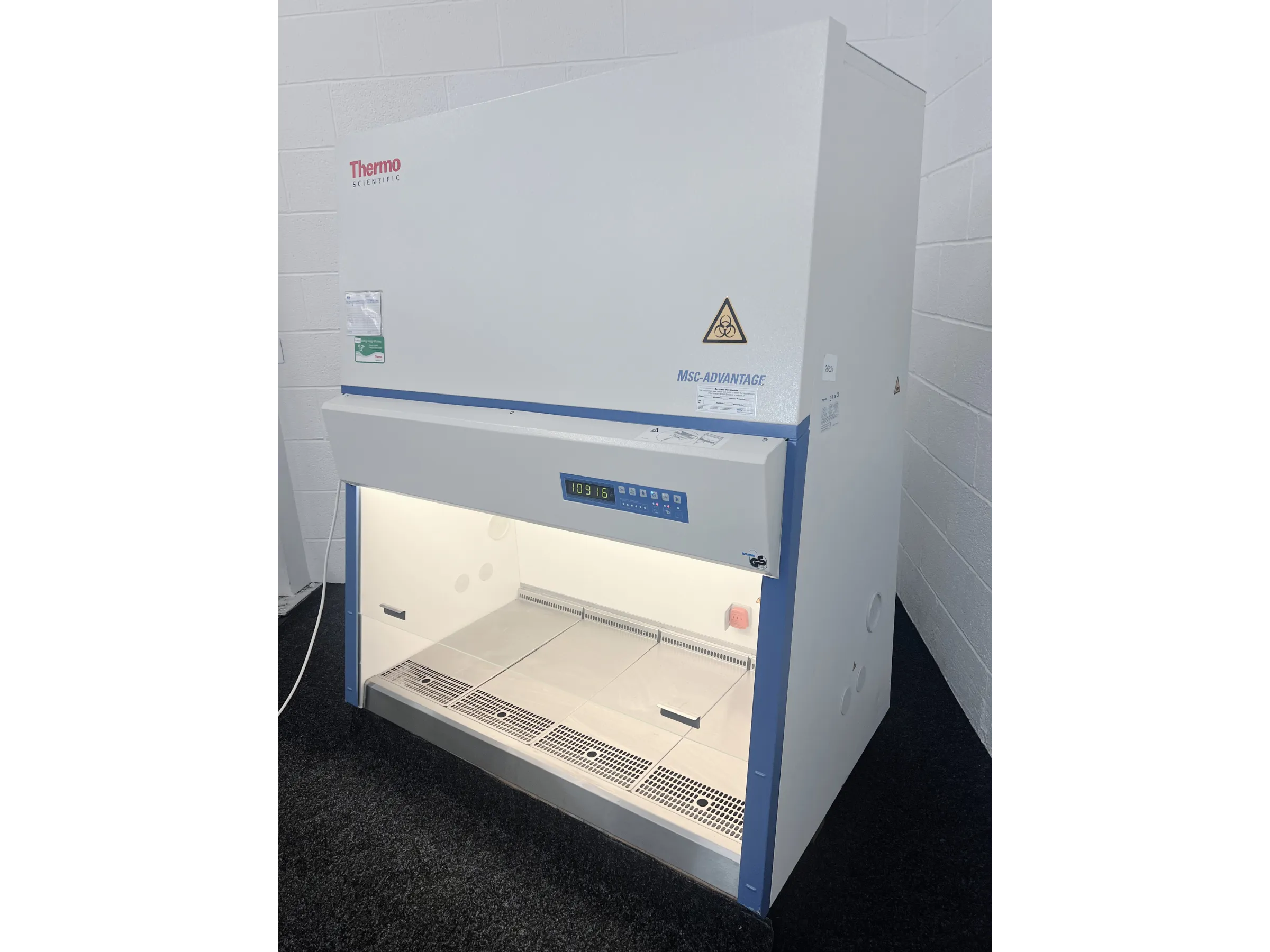 2 Thermo Scientific MSC Advantage 1.2