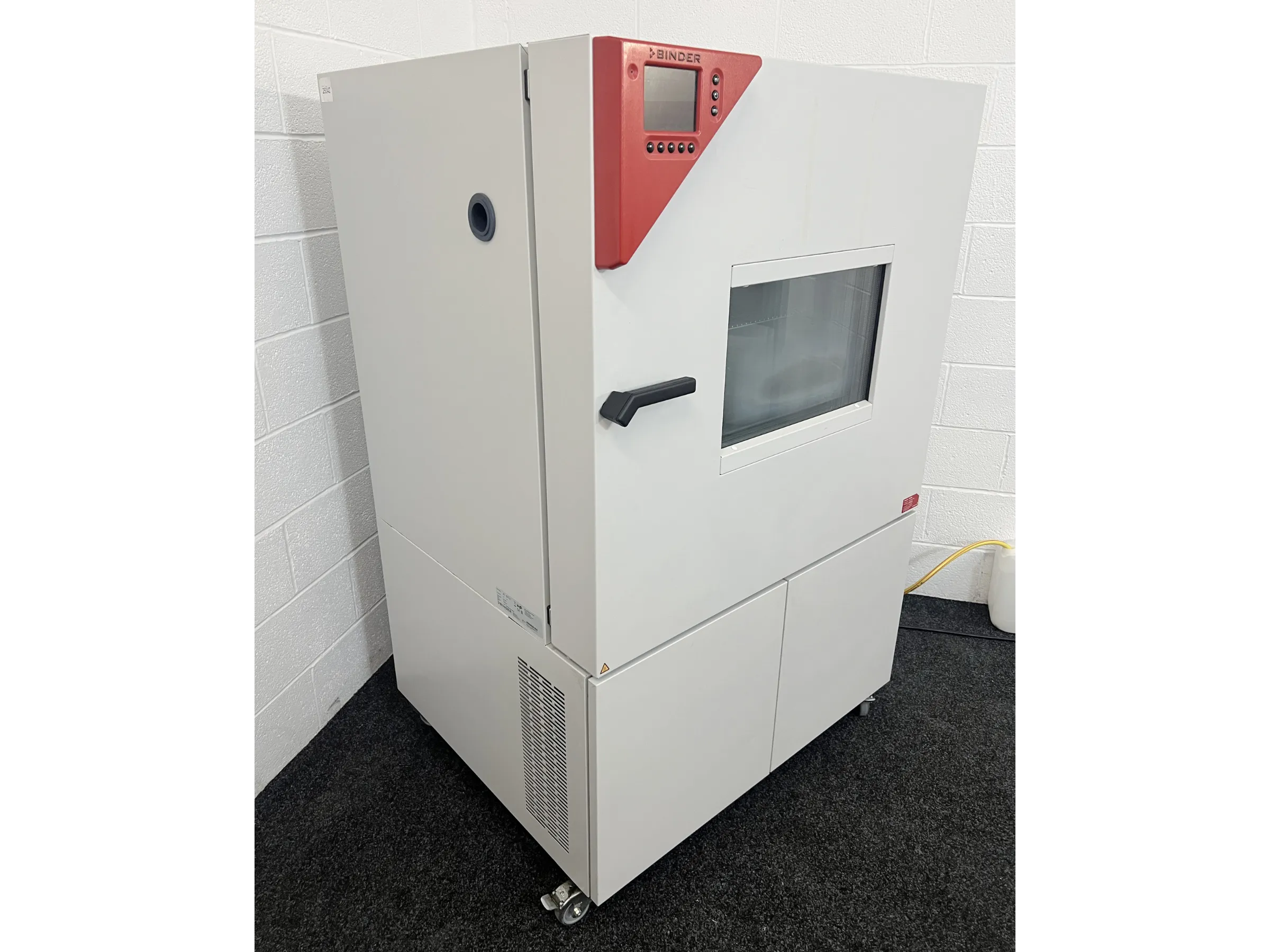 3 Binder MKF 240 Dynamic Climate Chamber