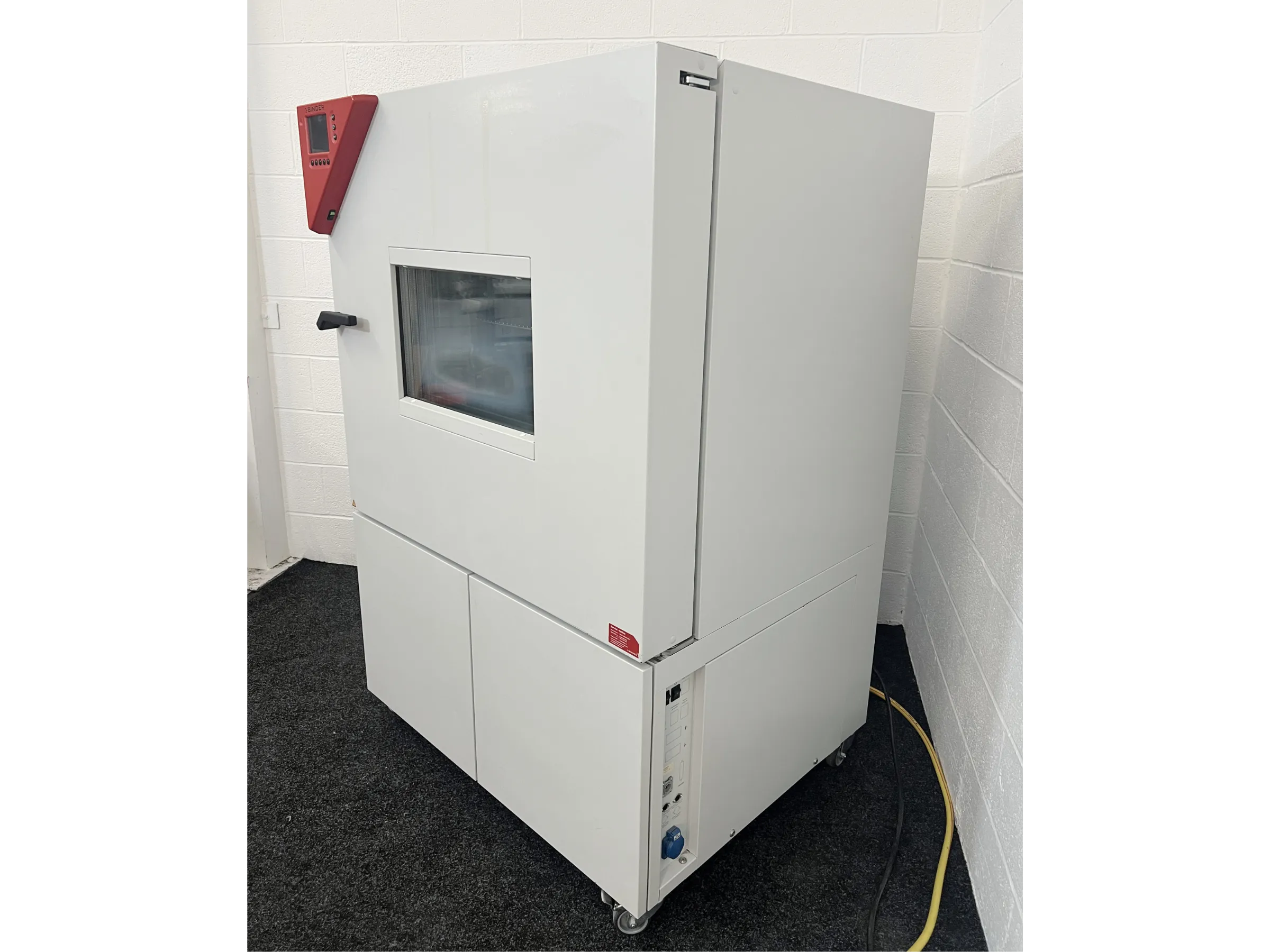 4 Binder MKF 240 Dynamic Climate Chamber