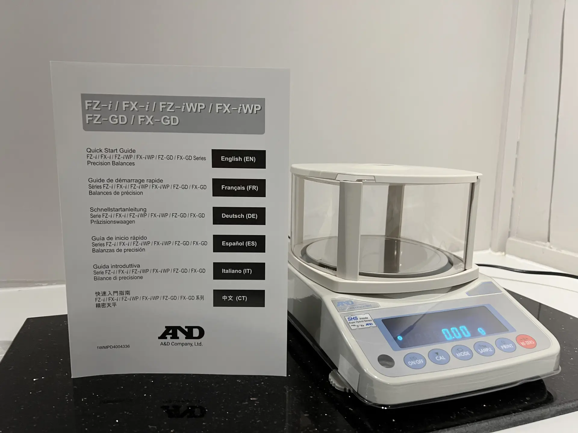 5 A&D FZ-5000i Precision Balance