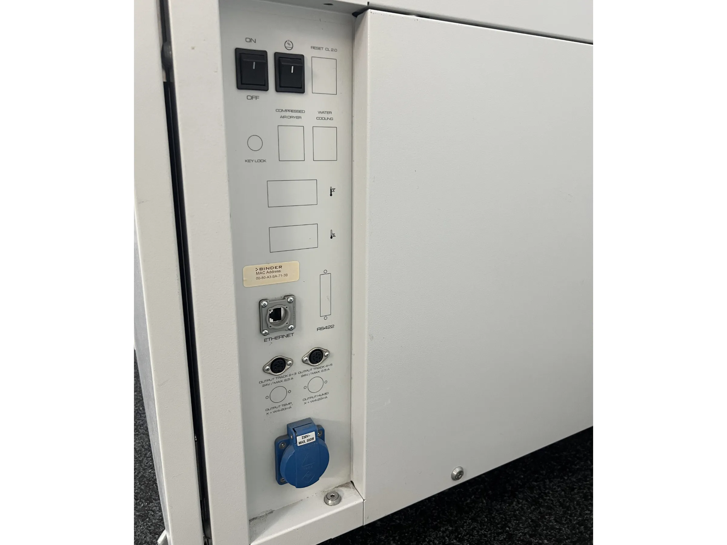9 Binder MKF 240 Dynamic Climate Chamber