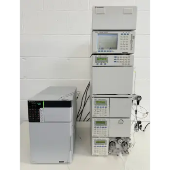 Shimadzu HPLC System with SIL-20A XR
