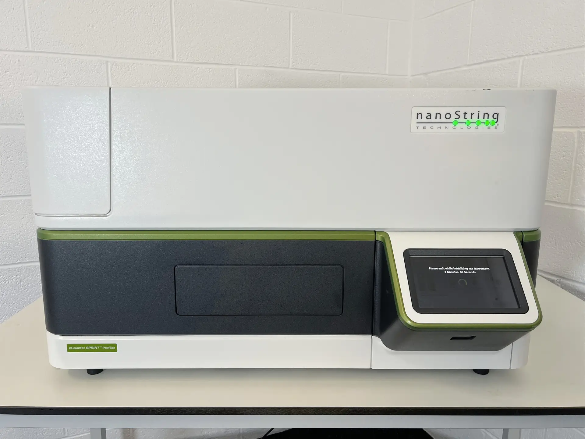 1 NanoString nCounter SPRINT Profiler