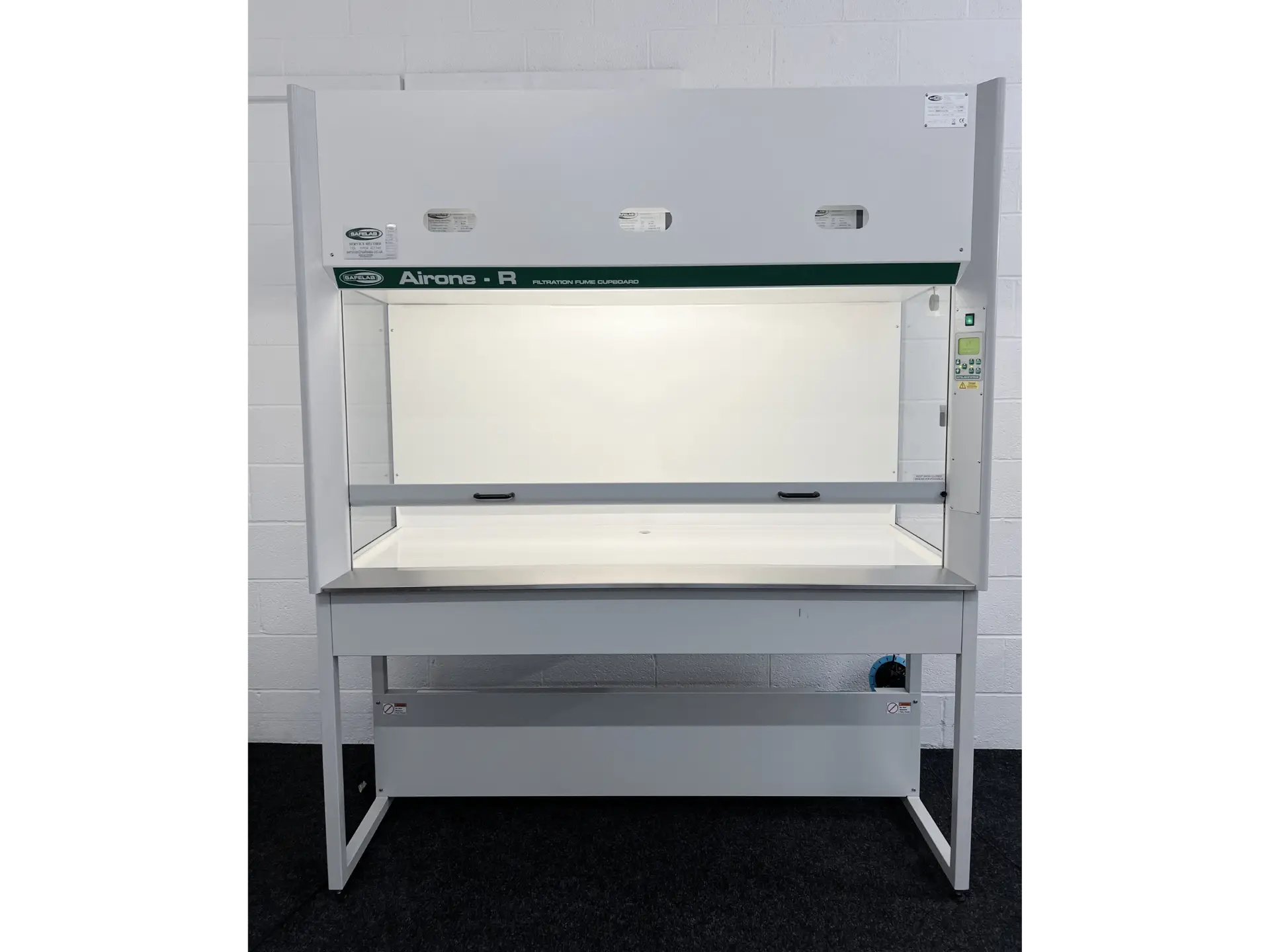 SafeLab Airone-R Filtration Cabinet