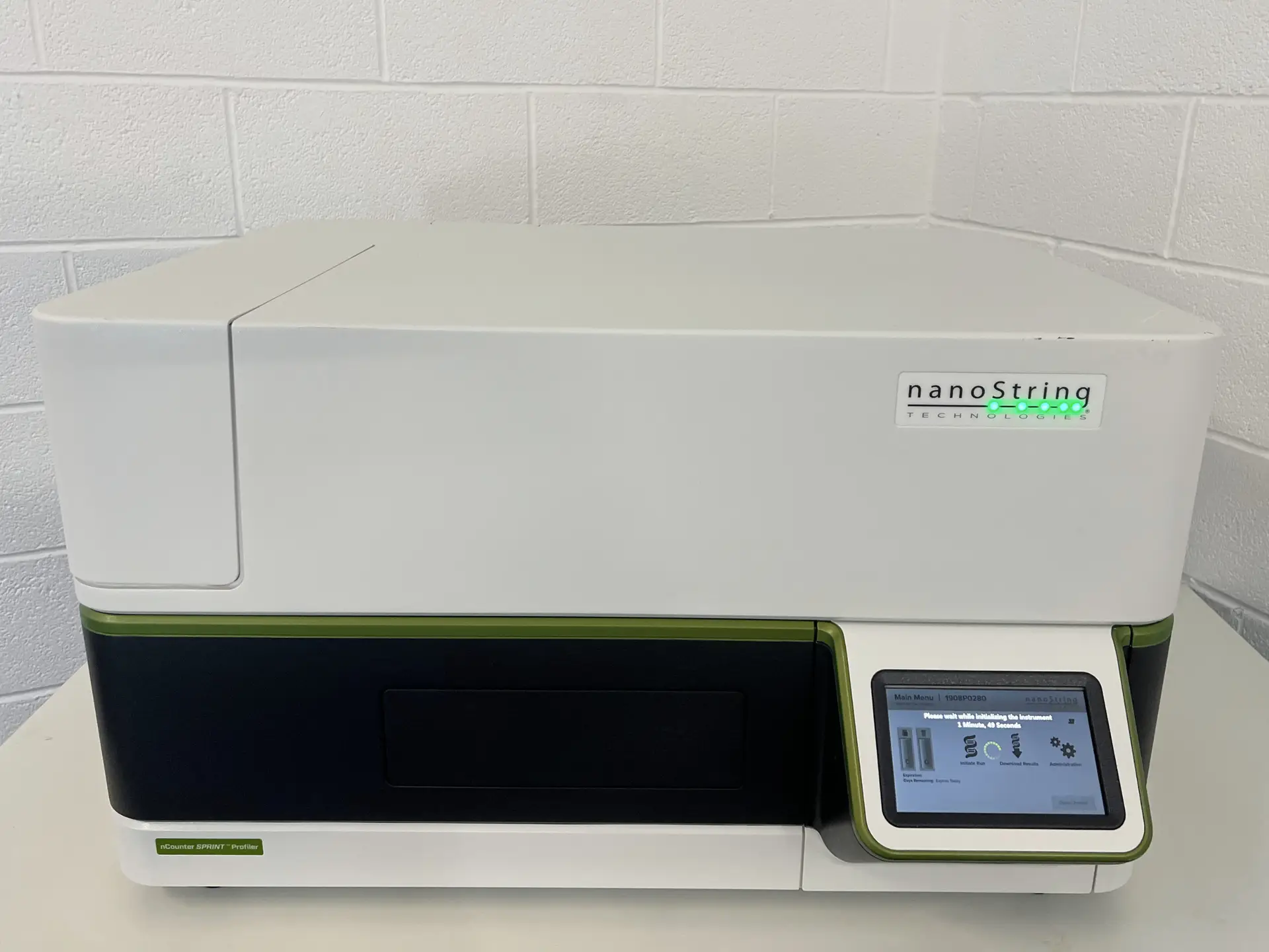 2 NanoString nCounter SPRINT Profiler