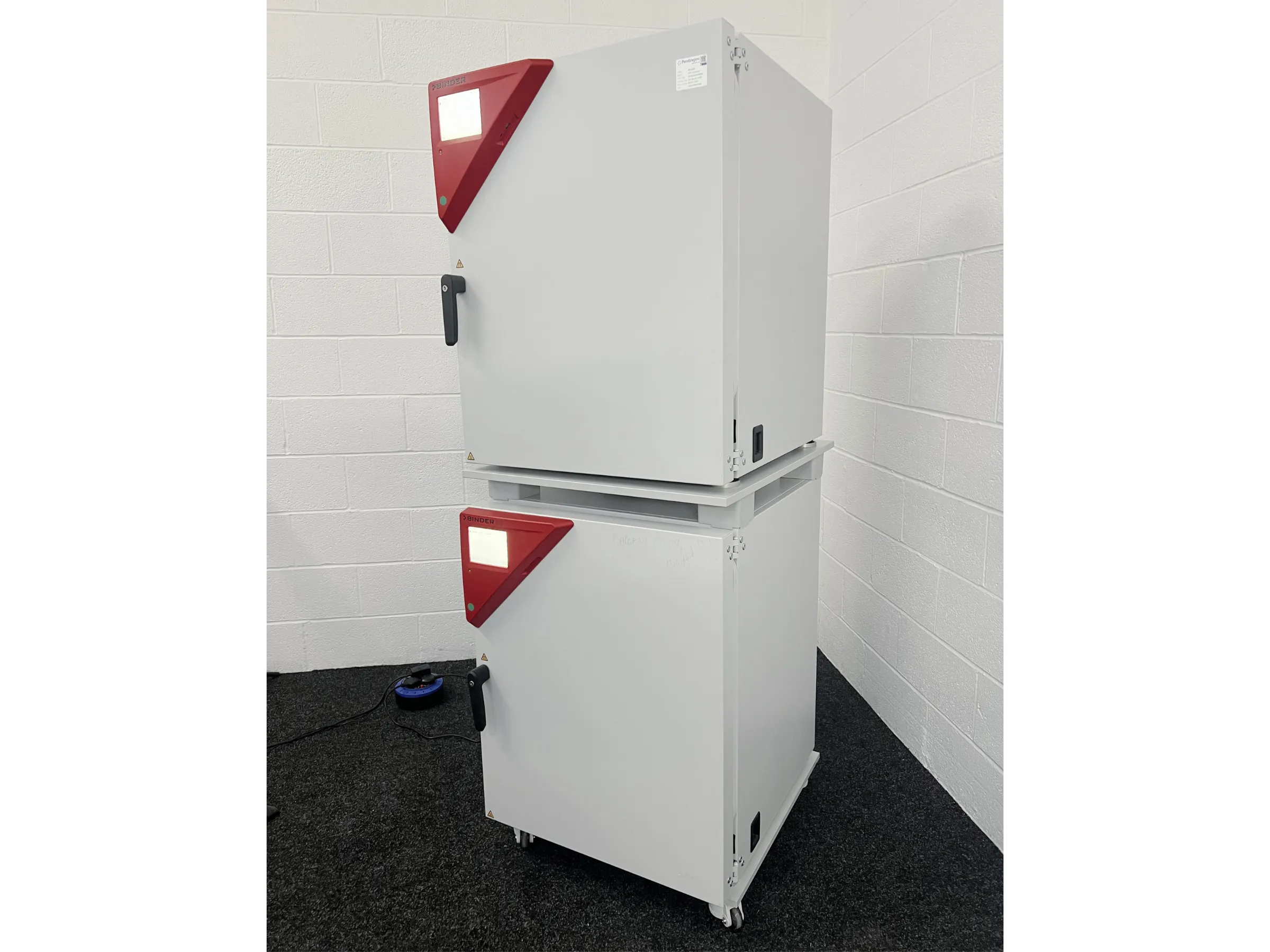 2 Binder CB 170 CO2 Incubator Stack