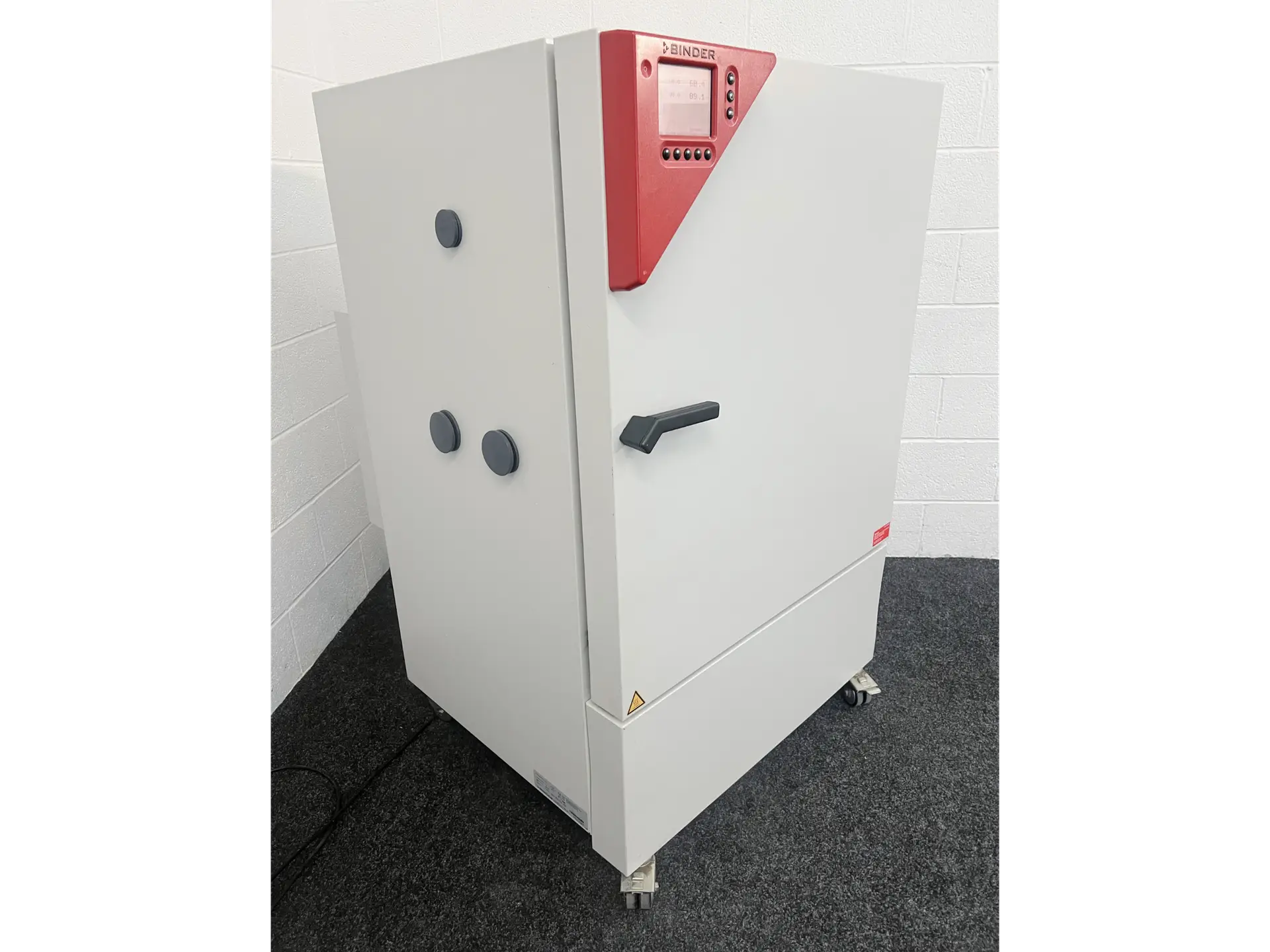 2 Binder KMF-240 Climate Chamber