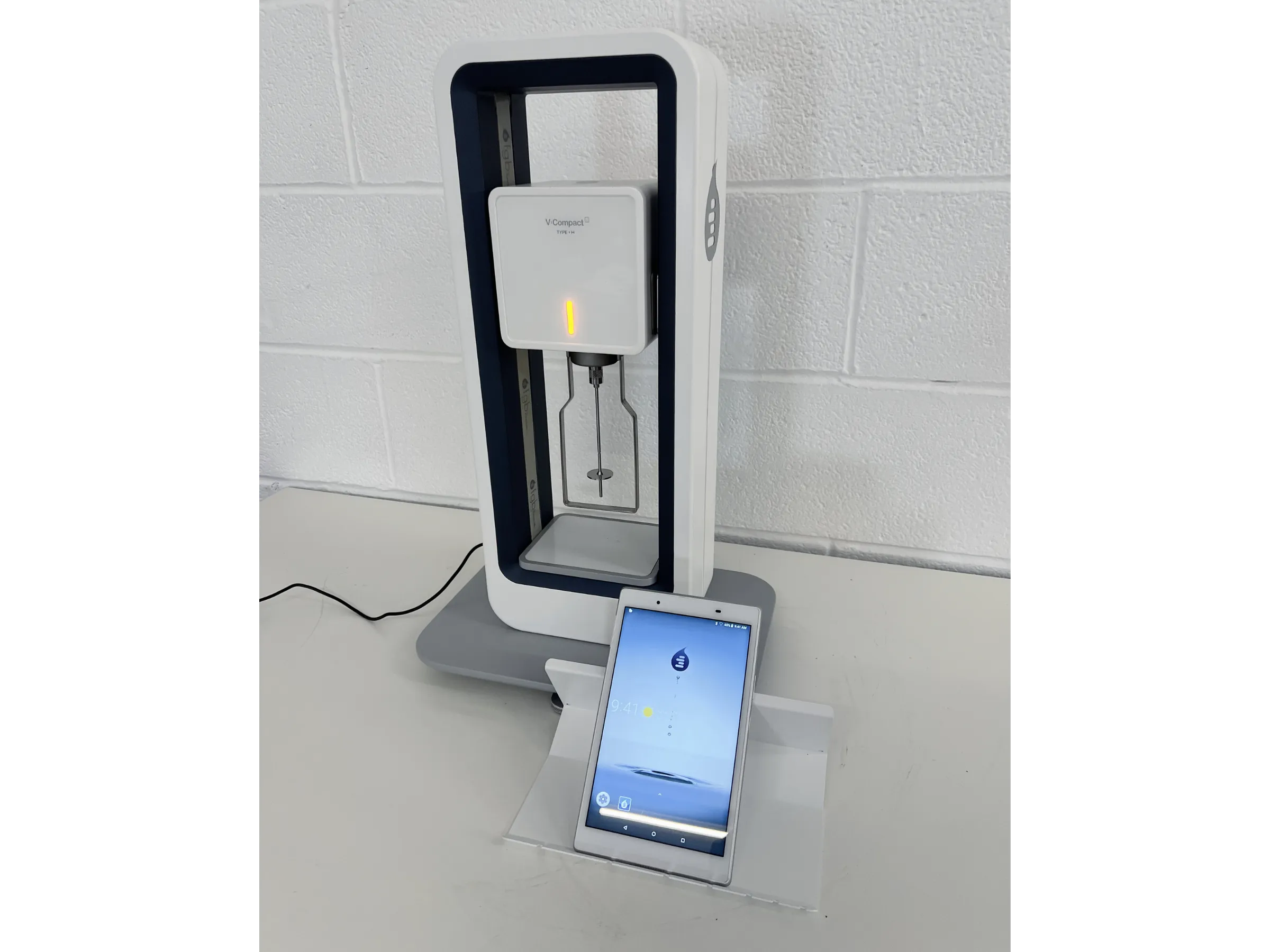 2 Fungilab V-Compact Viscometer