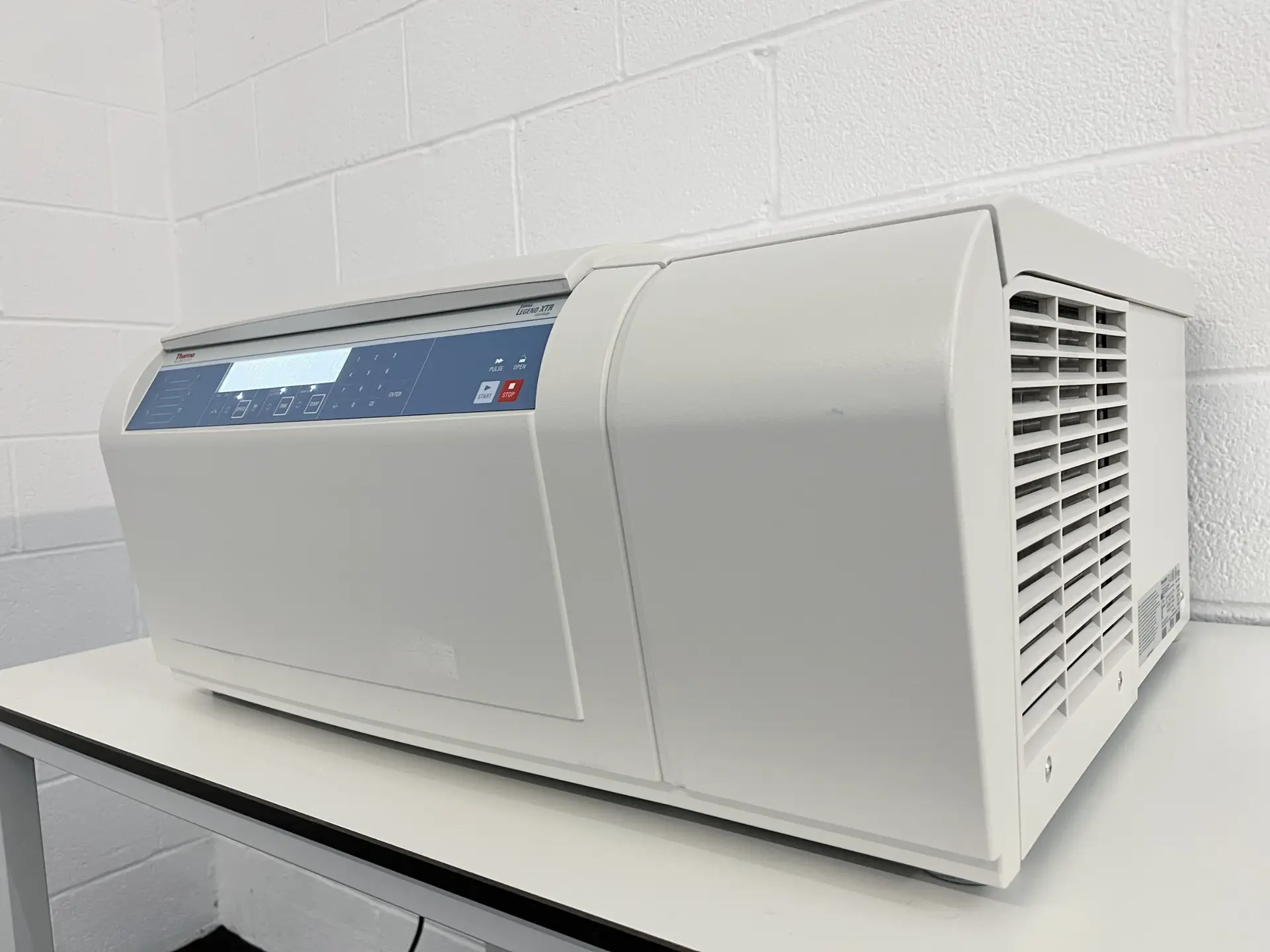 3 Thermo Sorvall Legend XTR Centrifuge