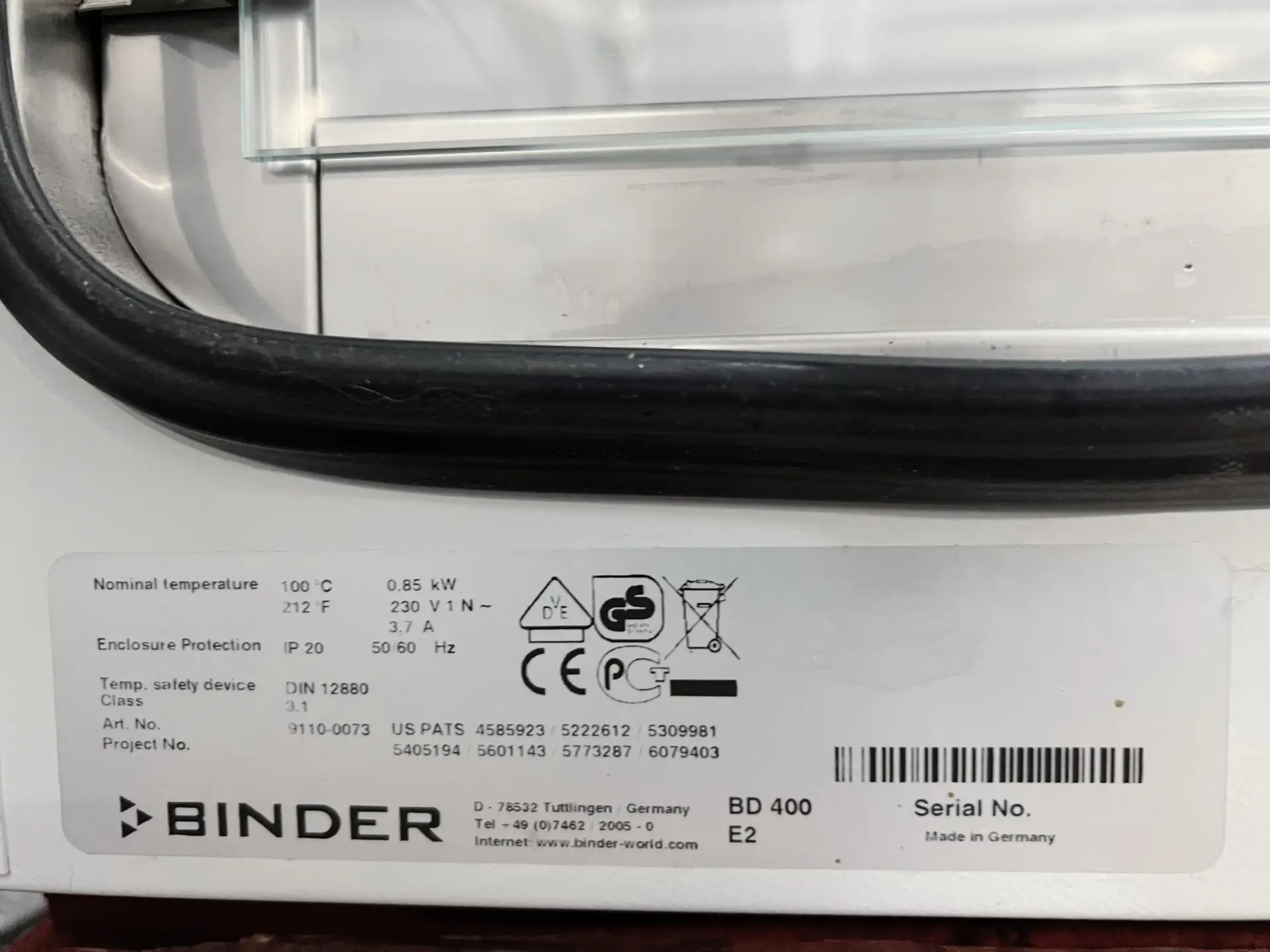 8 Binder BD 400 Incubator