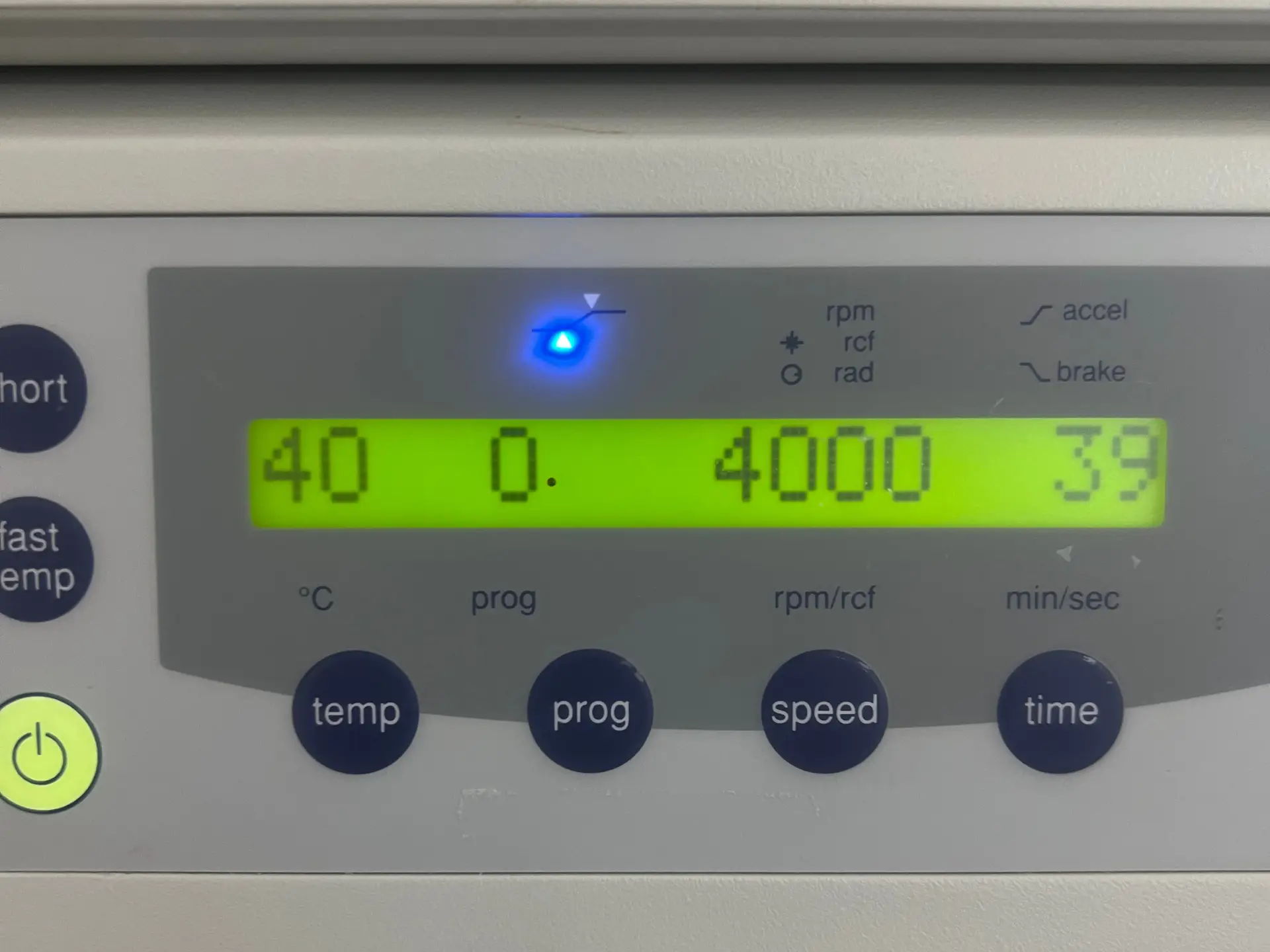 Eppendorf 5804R Centrifuge with S-4-72 Swing Bucket Rotor ( (17)