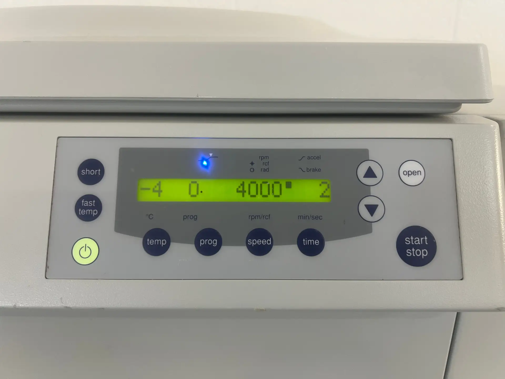 Eppendorf 5804R Centrifuge with S-4-72 Swing Bucket Rotor ( (20)