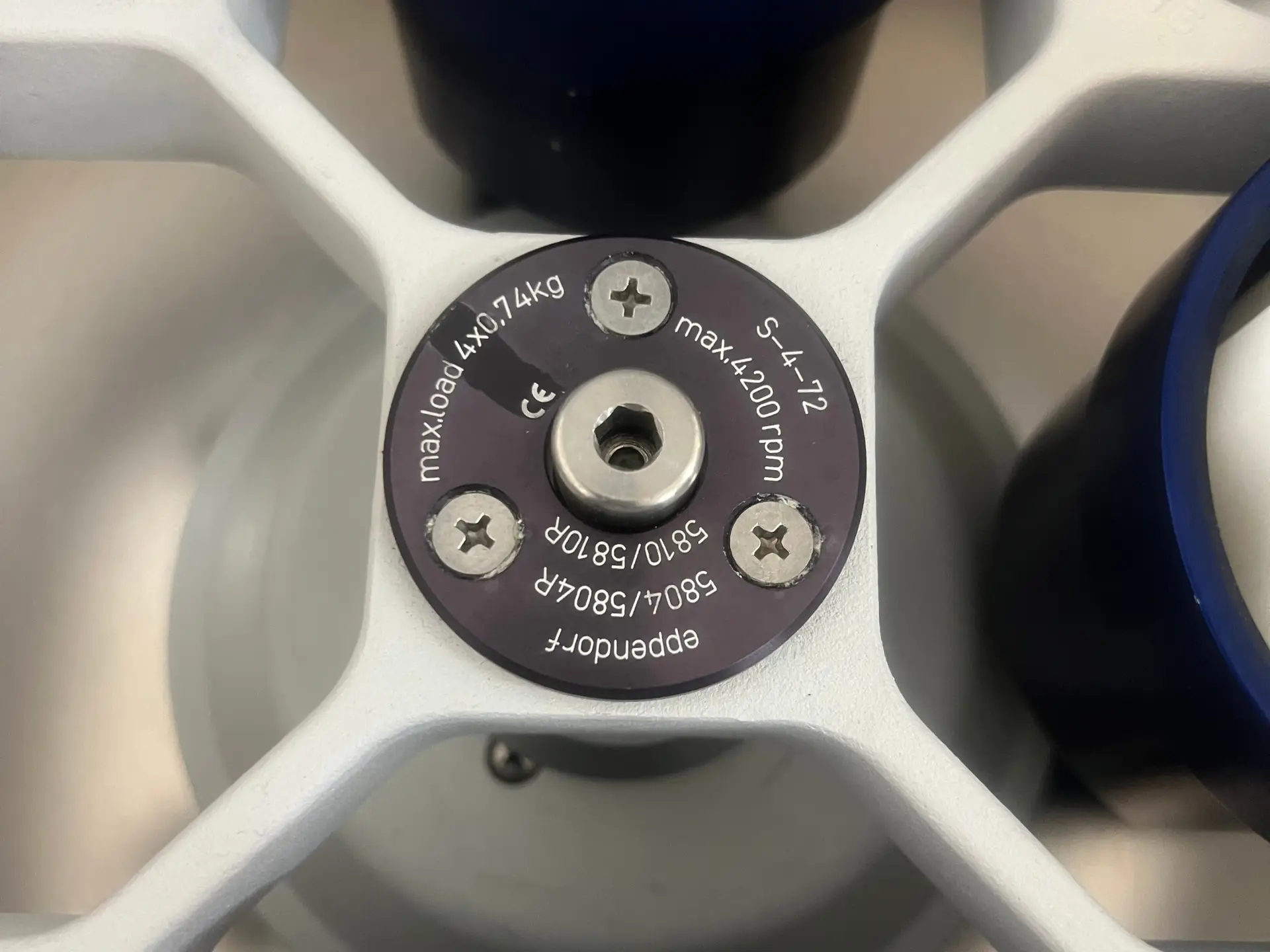 Eppendorf 5804R Centrifuge with S-4-72 Swing Bucket Rotor ( (6)