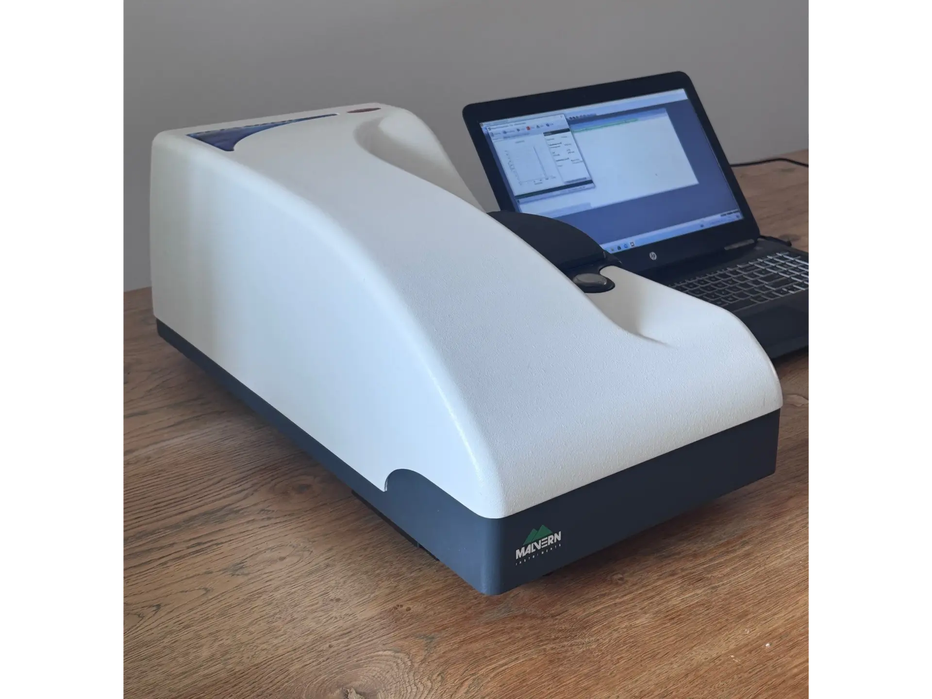 Malvern Zetasizer Nano ZS (2)