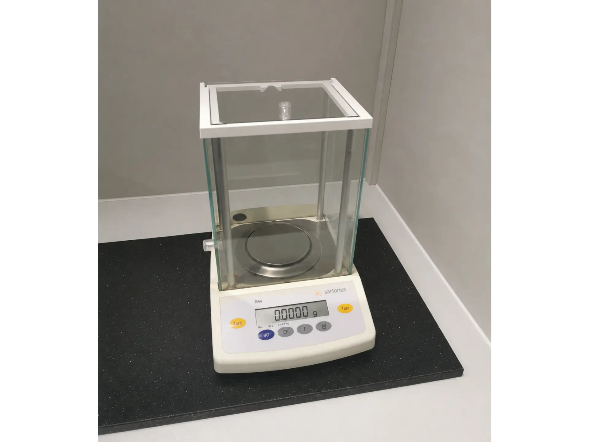 1 Sartorius TE64 Analytical Balance
