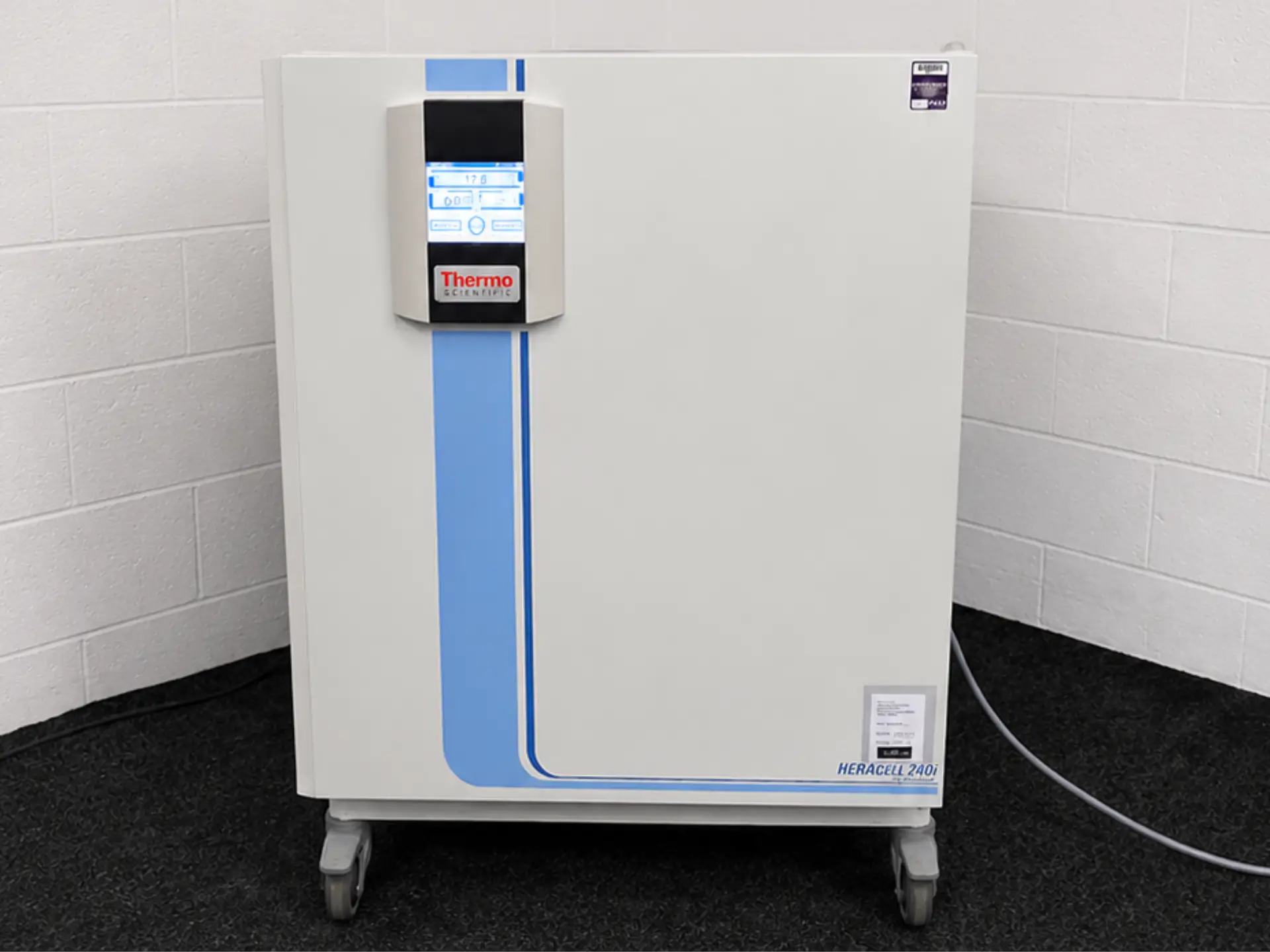 Thermo Scientific HERAcell 240i Tri-Gas Incubator https://www.richmondscientific.com/product/thermo-scientific-heracell-240i-co2-incubator