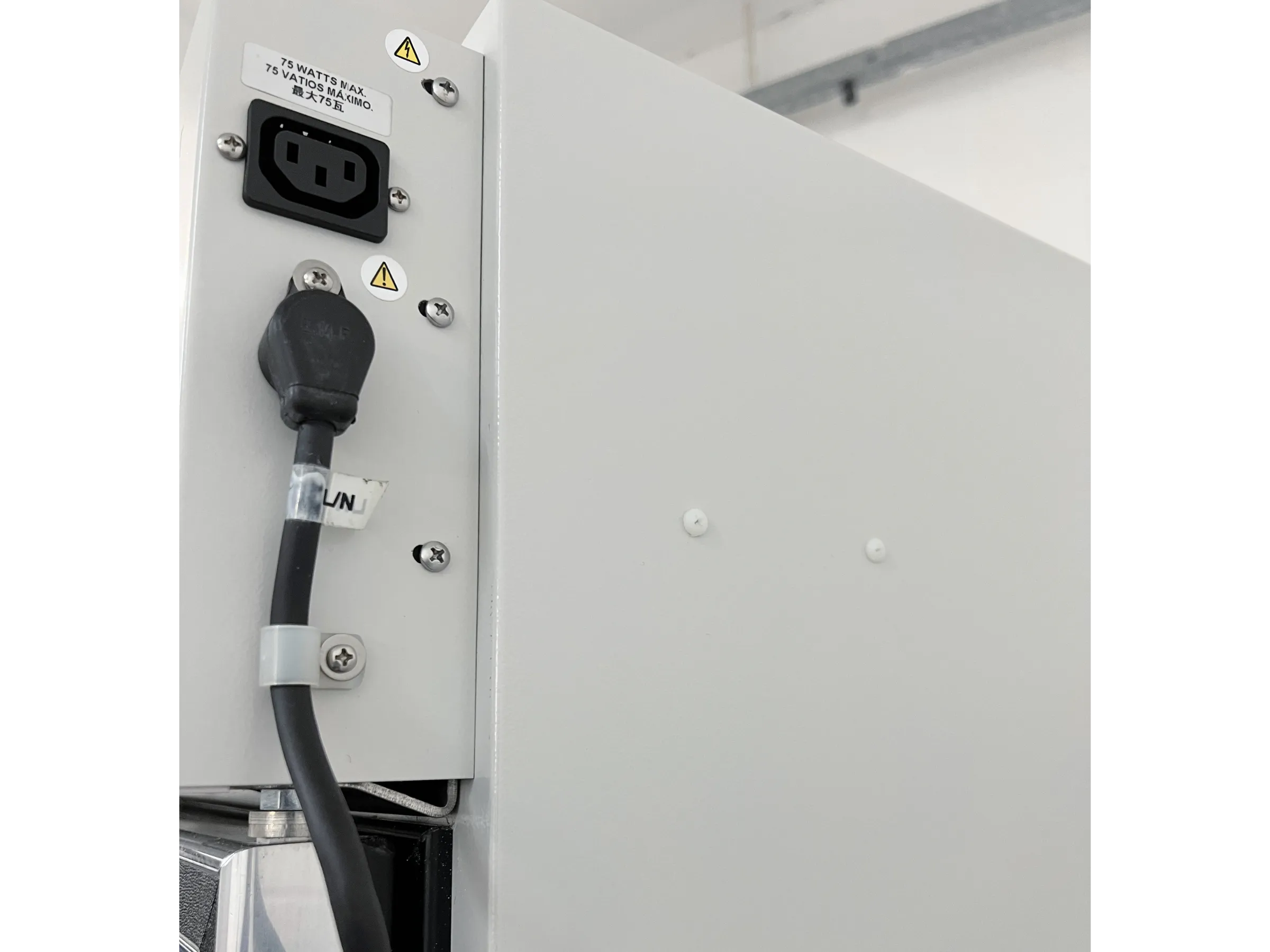 10 Thermo Scientific Reach-In CO2 Incubator