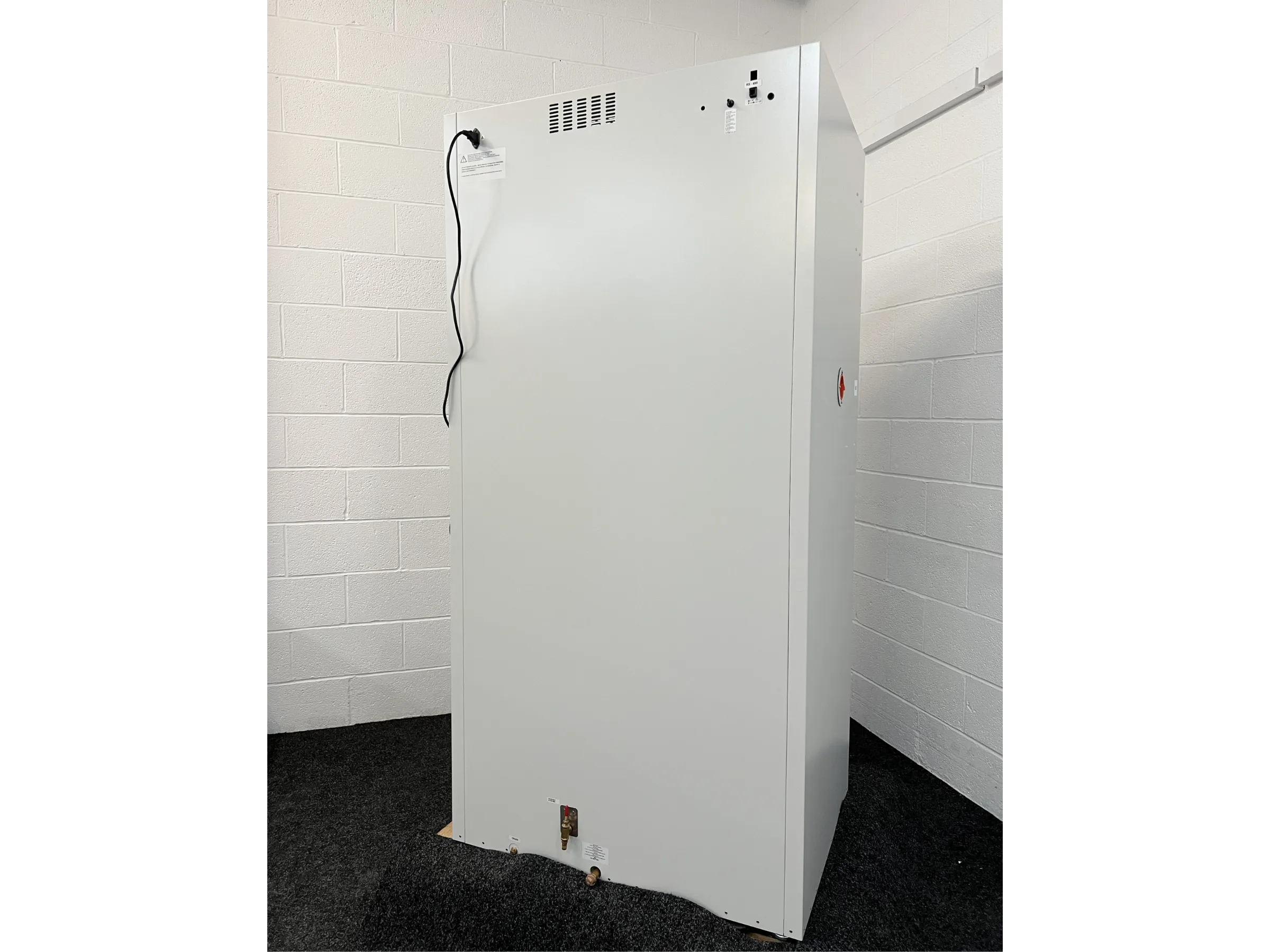 11 Thermo Scientific Reach-In CO2 Incubator