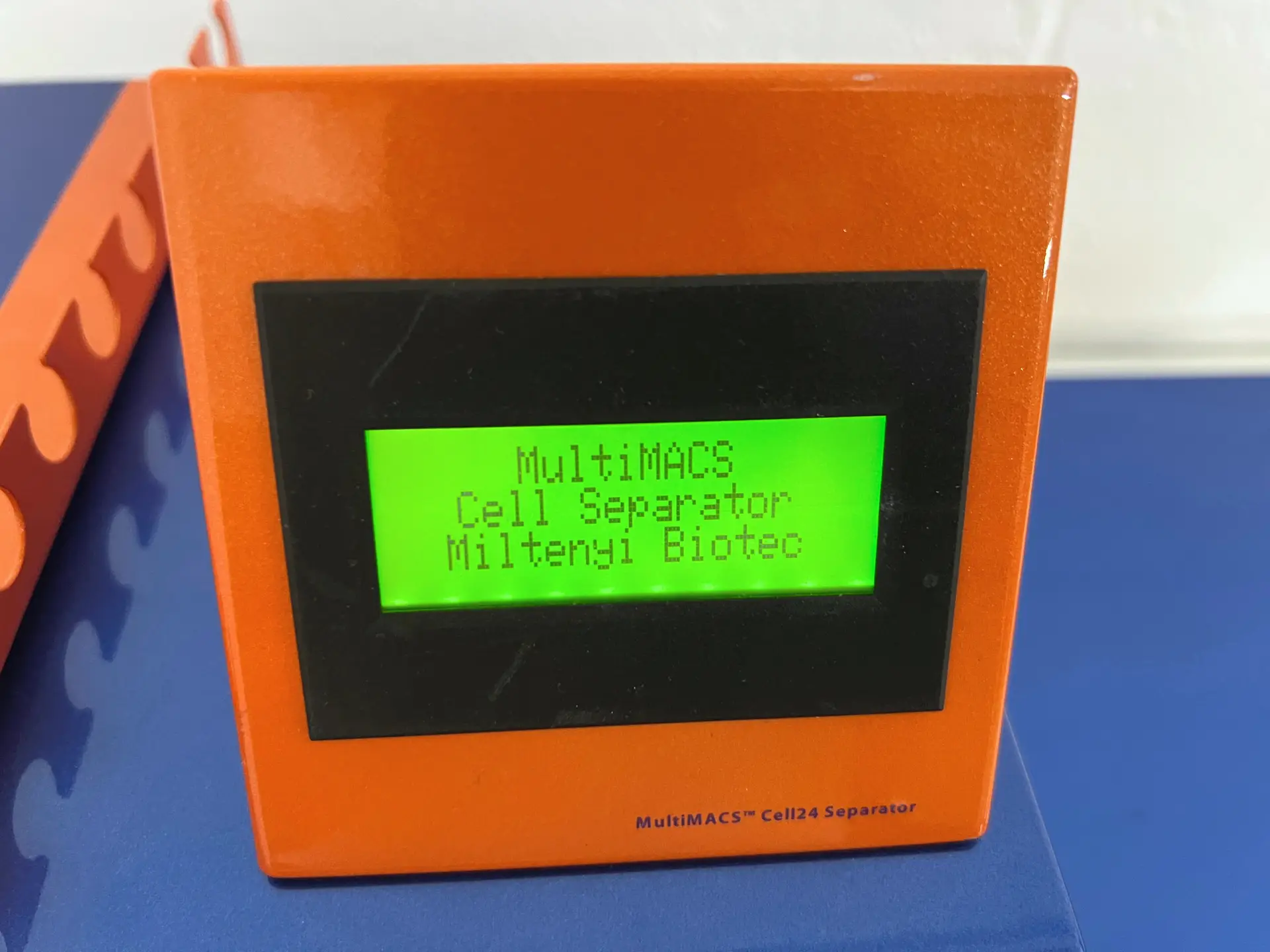 13 MultiMACS Cell24 Separator Plus