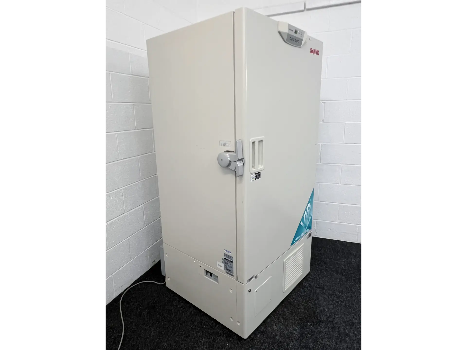 3 Sanyo MDF-U73V ULT Freezer